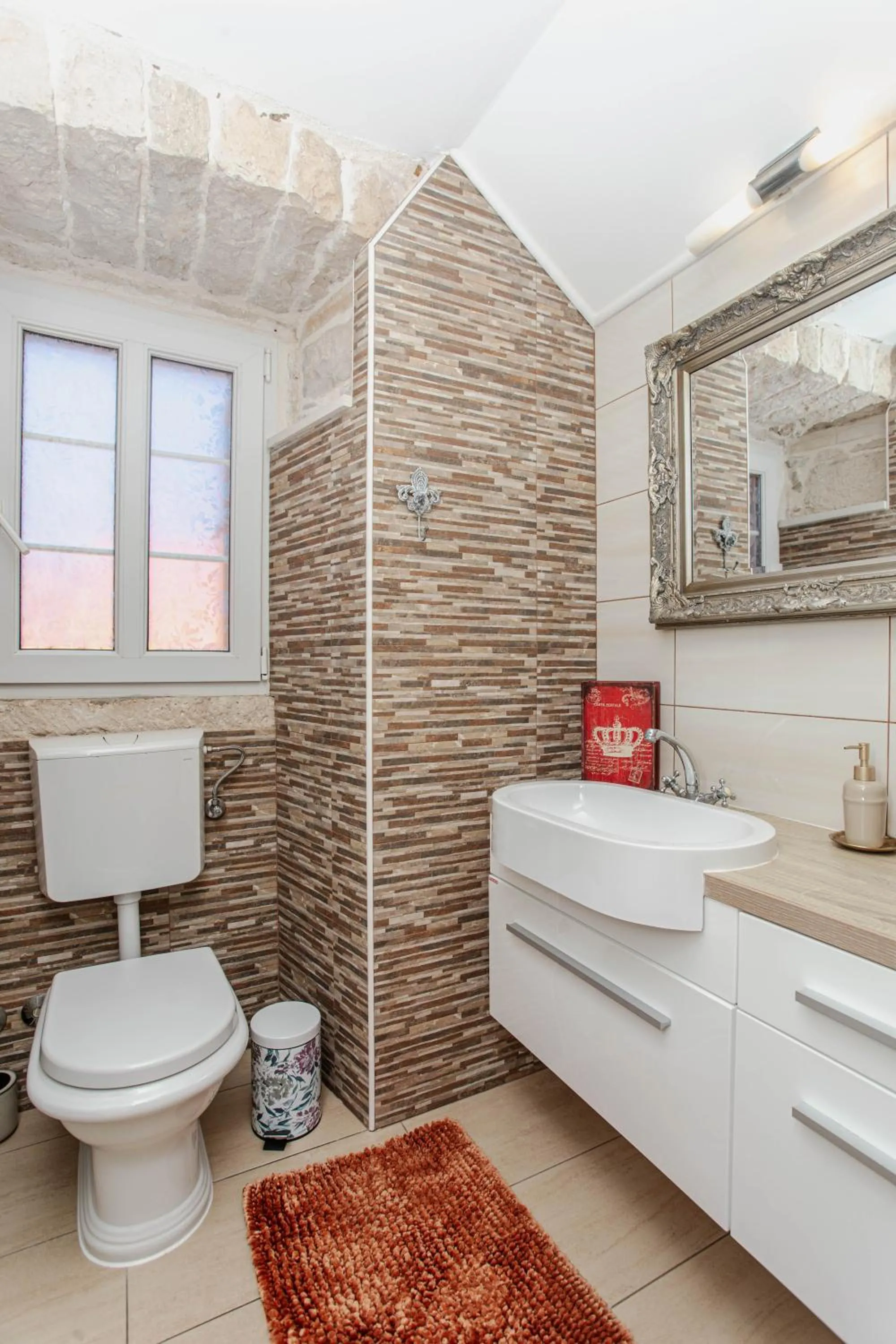 Toilet in Guesthouse Mimbelli