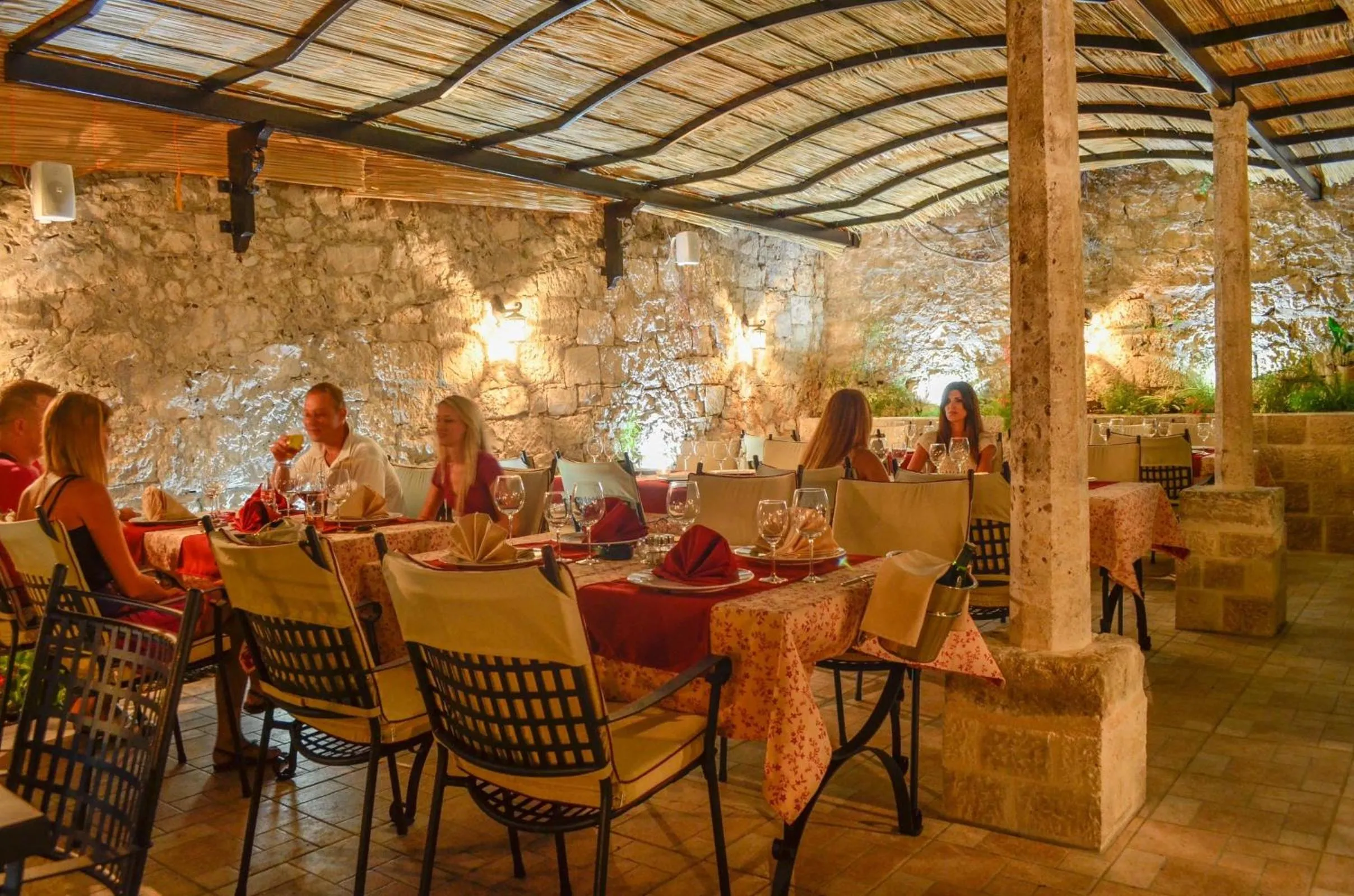 Restaurant/places to eat in Guesthouse Mimbelli