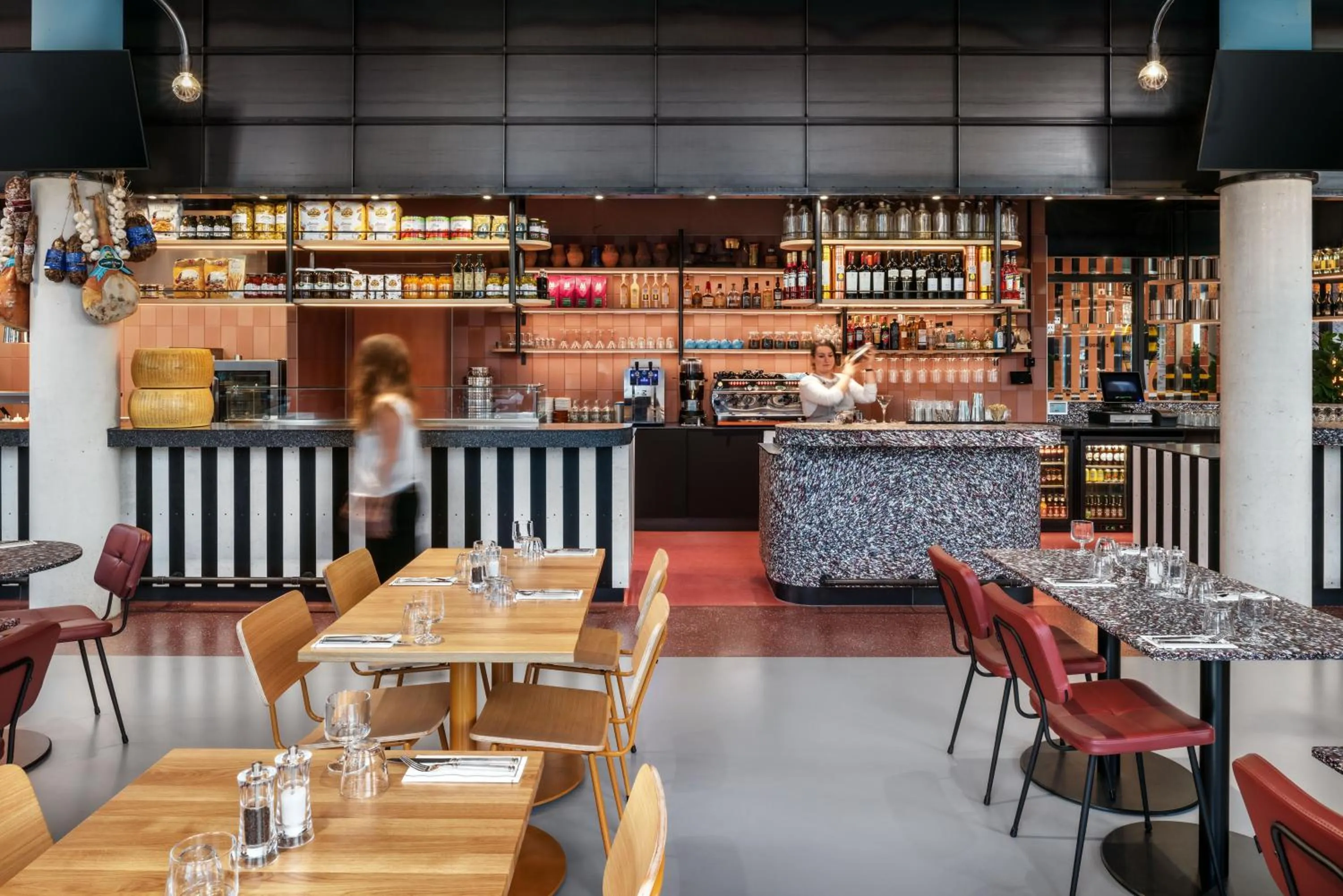 Restaurant/places to eat in The Social Hub Delft