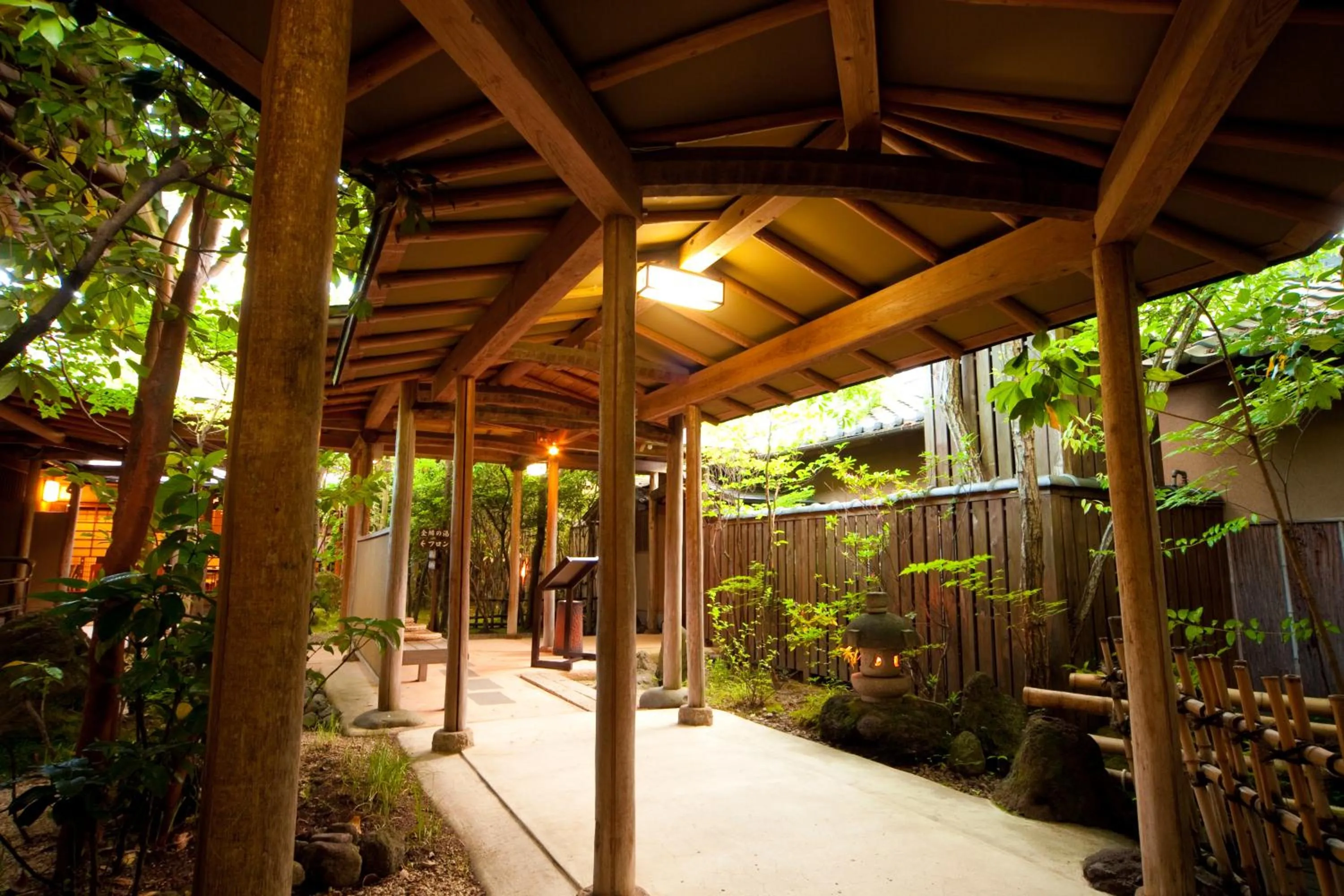 Decorative detail in Ryotei Tanokura