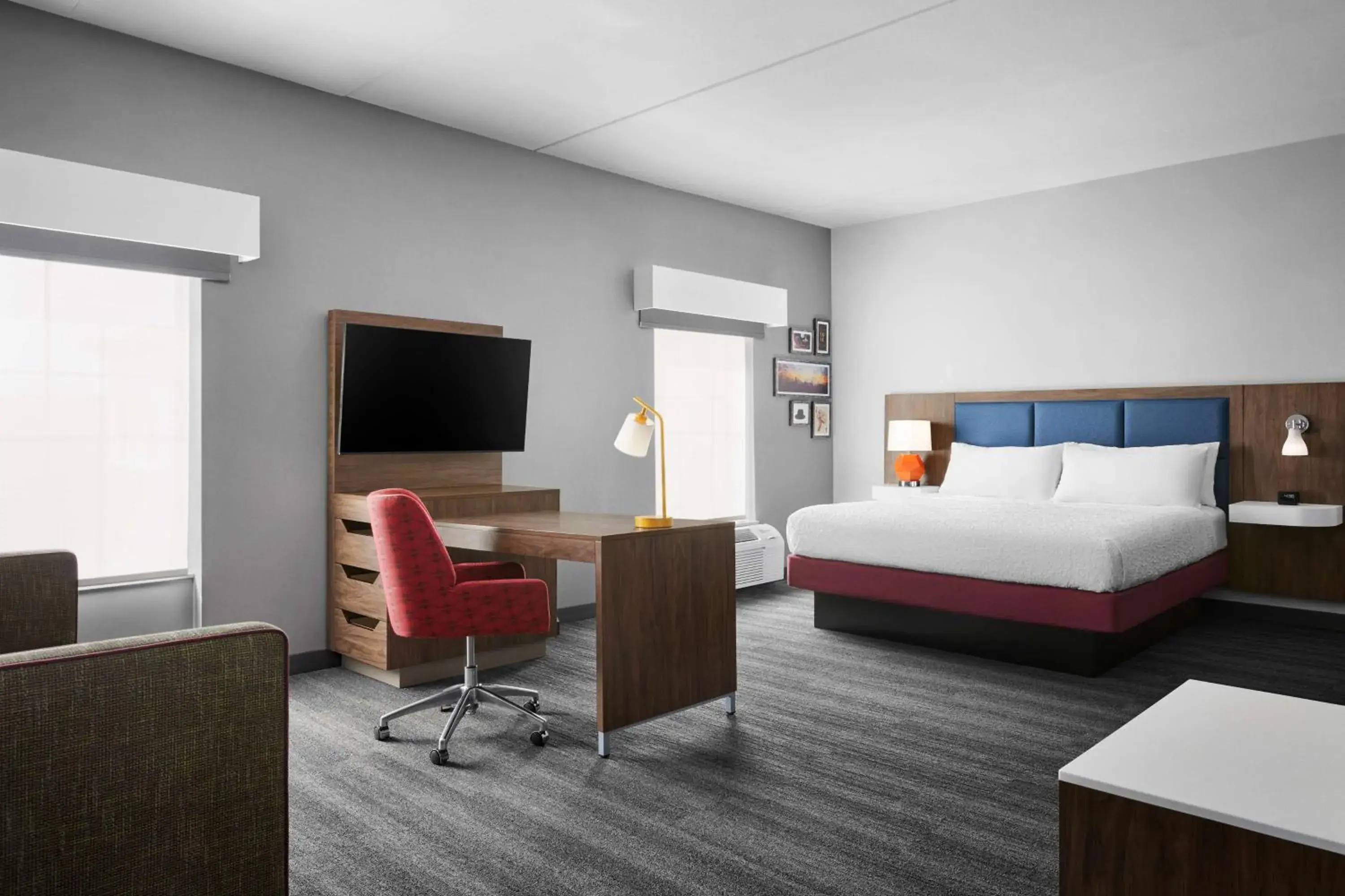 King Studio Suite - Non Smoking in Hampton Inn & Suites Charlotte Steele Creek Road, NC King Studio Suite - Non Smoking in Hampton Inn & Suites Charlotte Steele Creek Road, NC