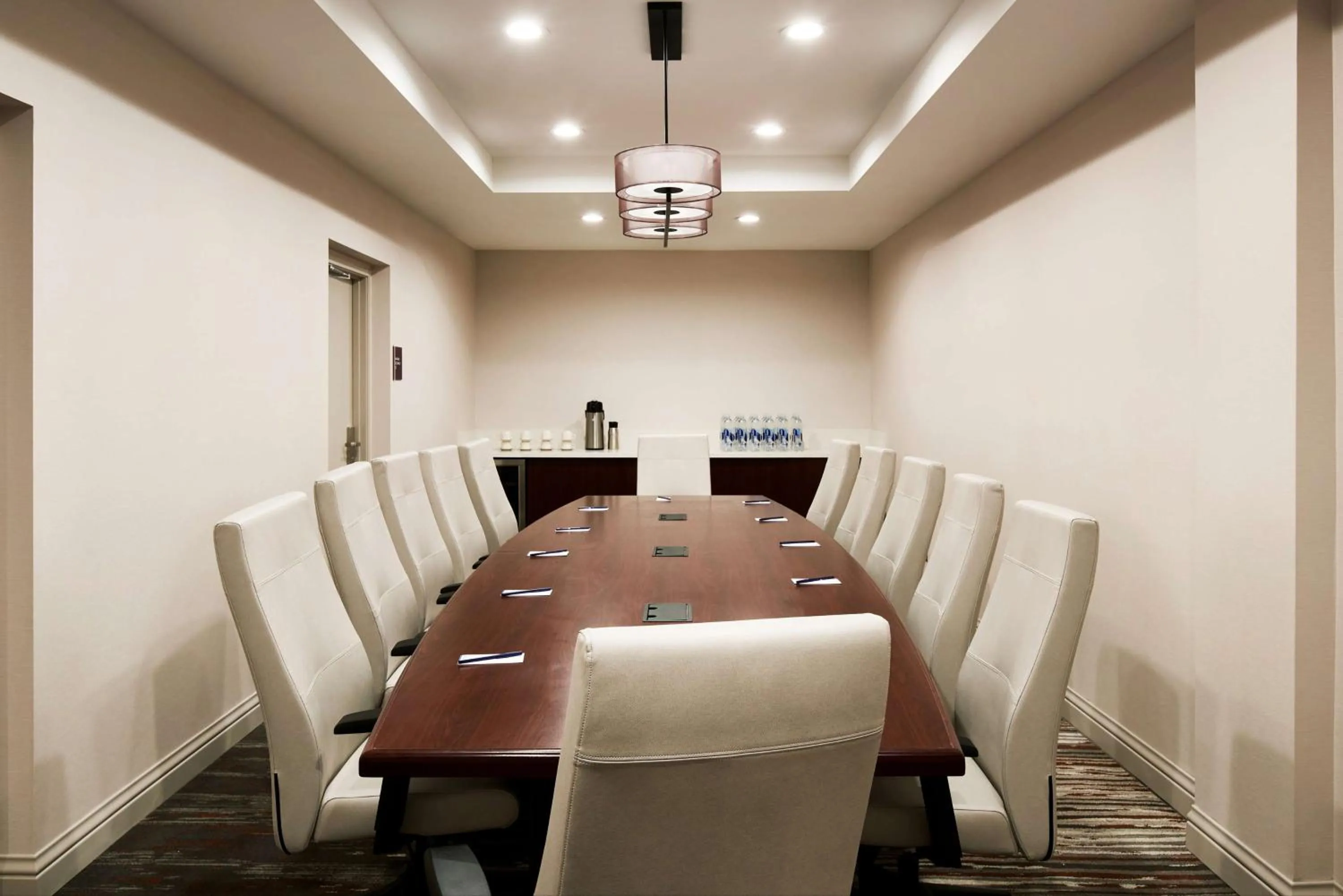 Meeting/conference room in Doubletree By Hilton Fullerton