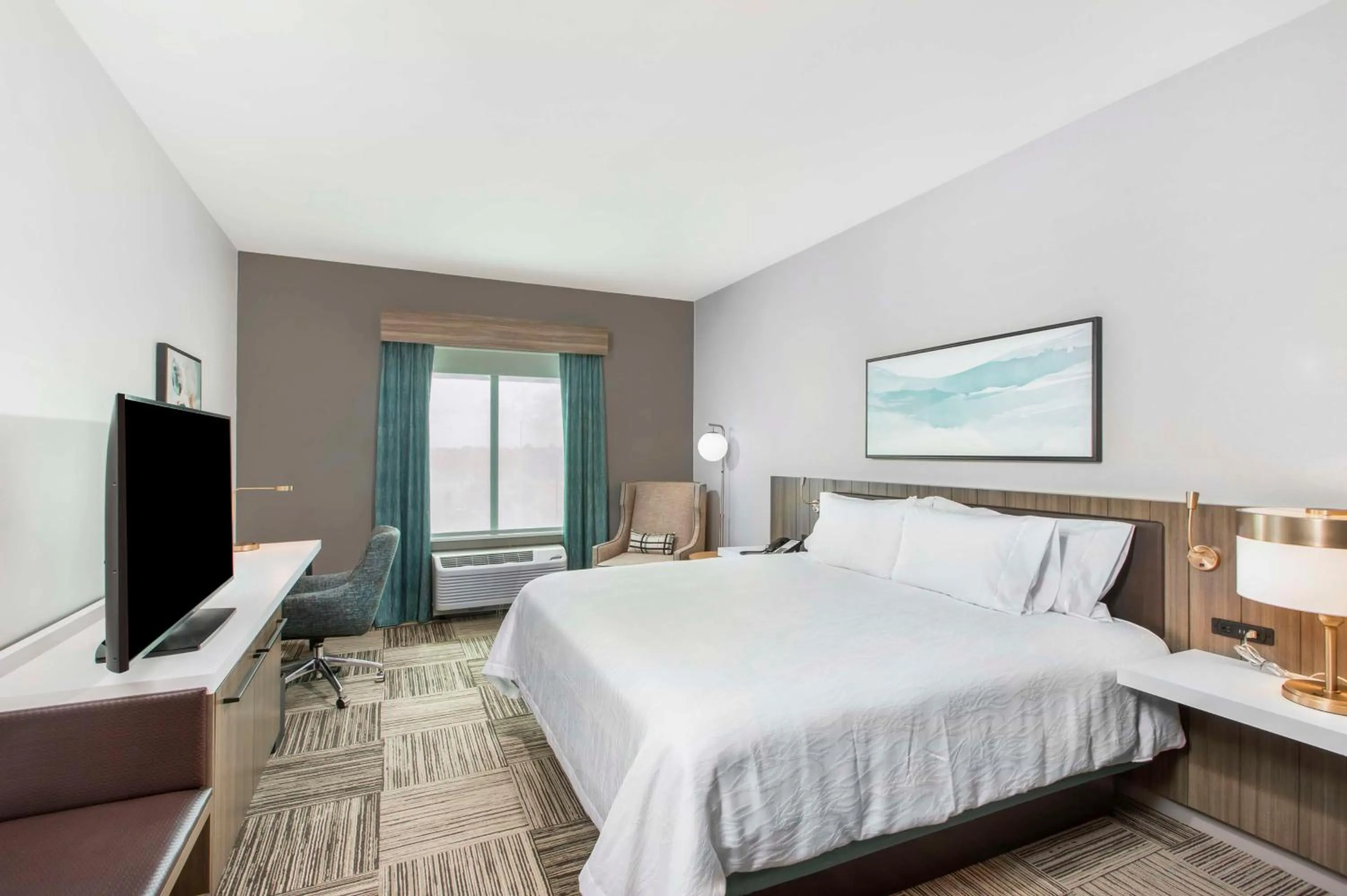 Bed in Hilton Garden Inn Harlingen Convention Center, Tx