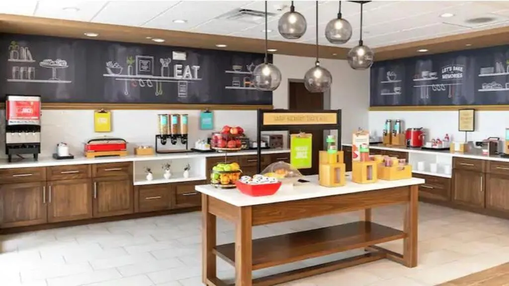 Food and drinks in Hampton Inn Monahans, Tx