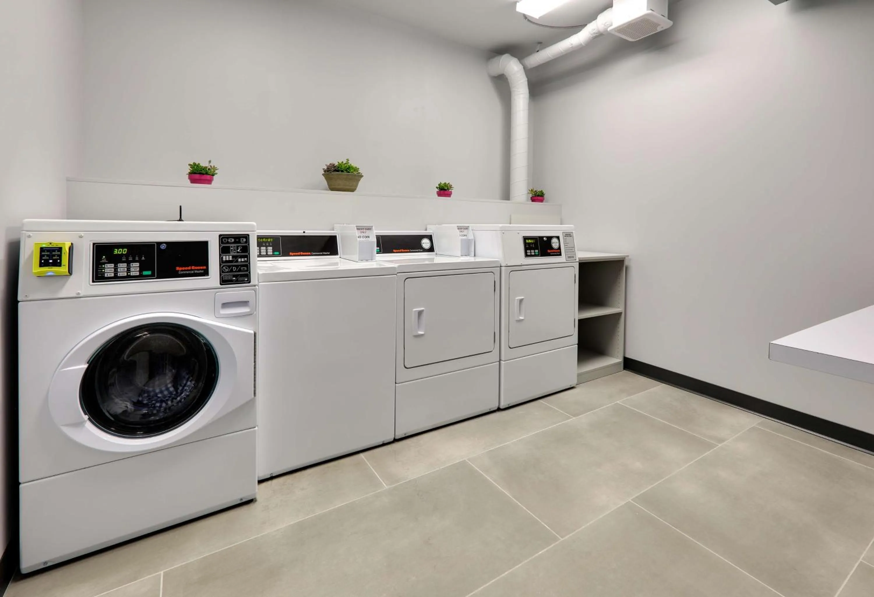 Property building in Hampton Inn by Hilton Irvine Spectrum Lake Forest