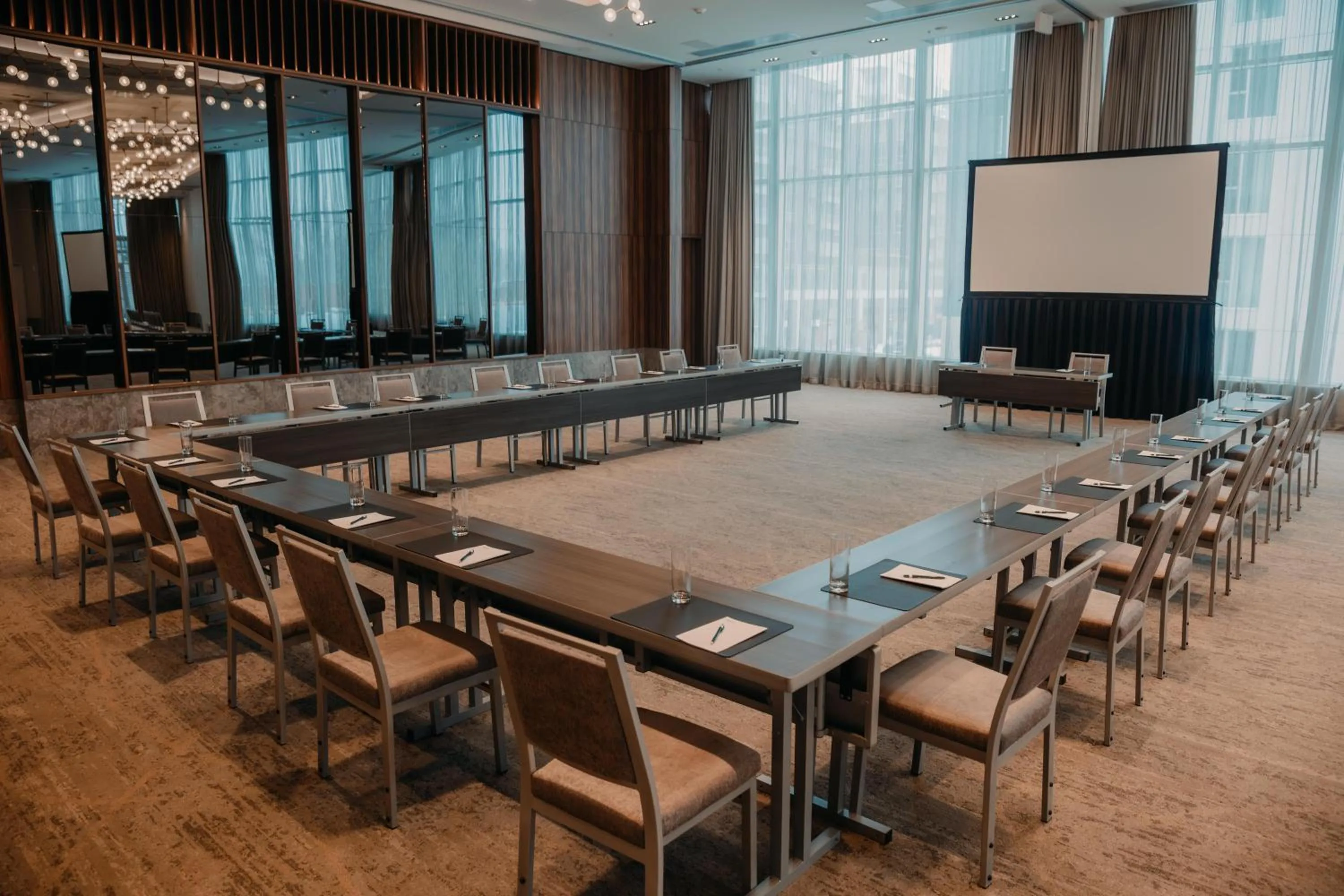 Meeting/conference room in Homewood Suites By Hilton Montreal Midtown
