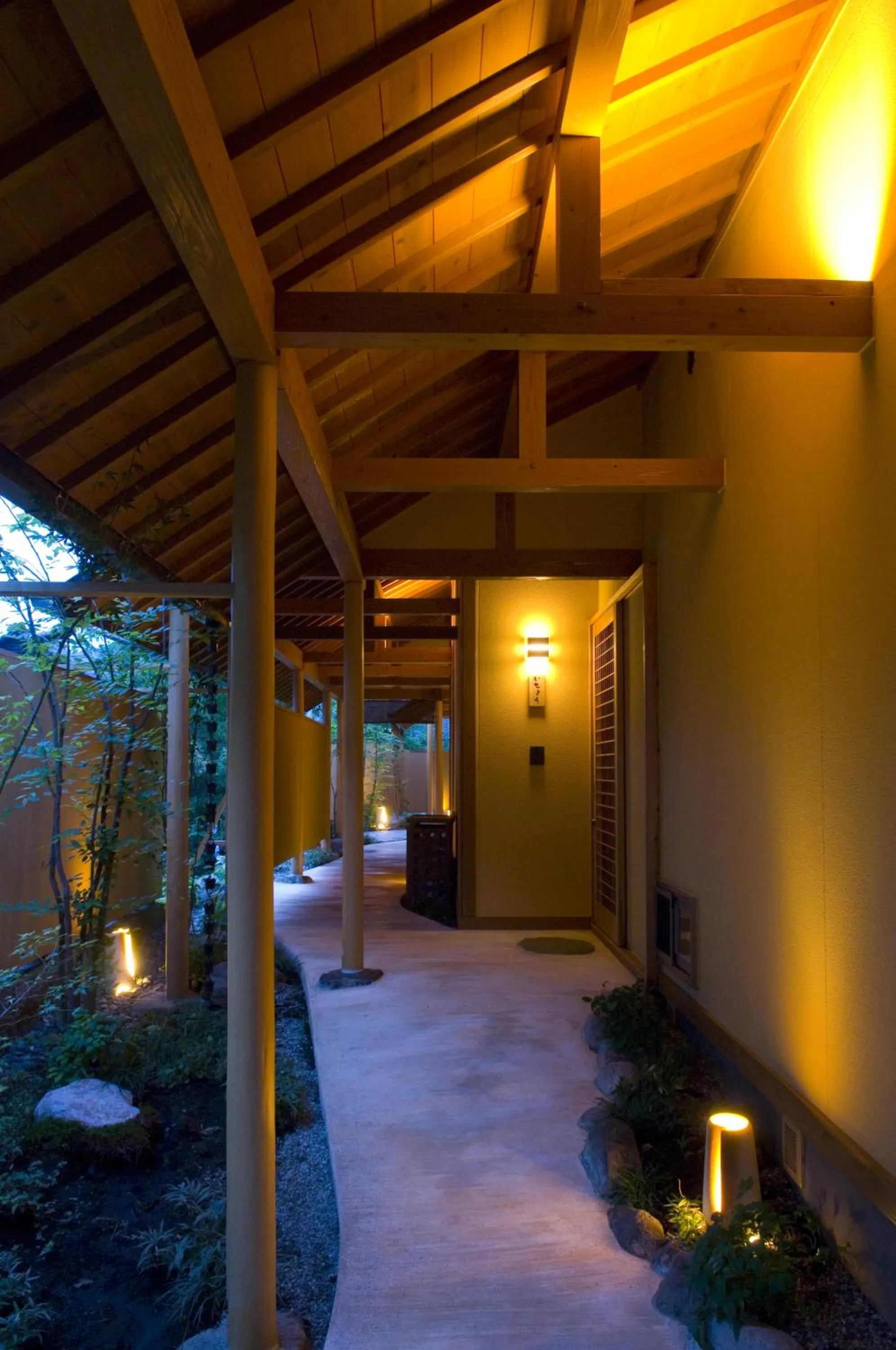 Decorative detail in Kutsurogi-no-Yado Nanakawa