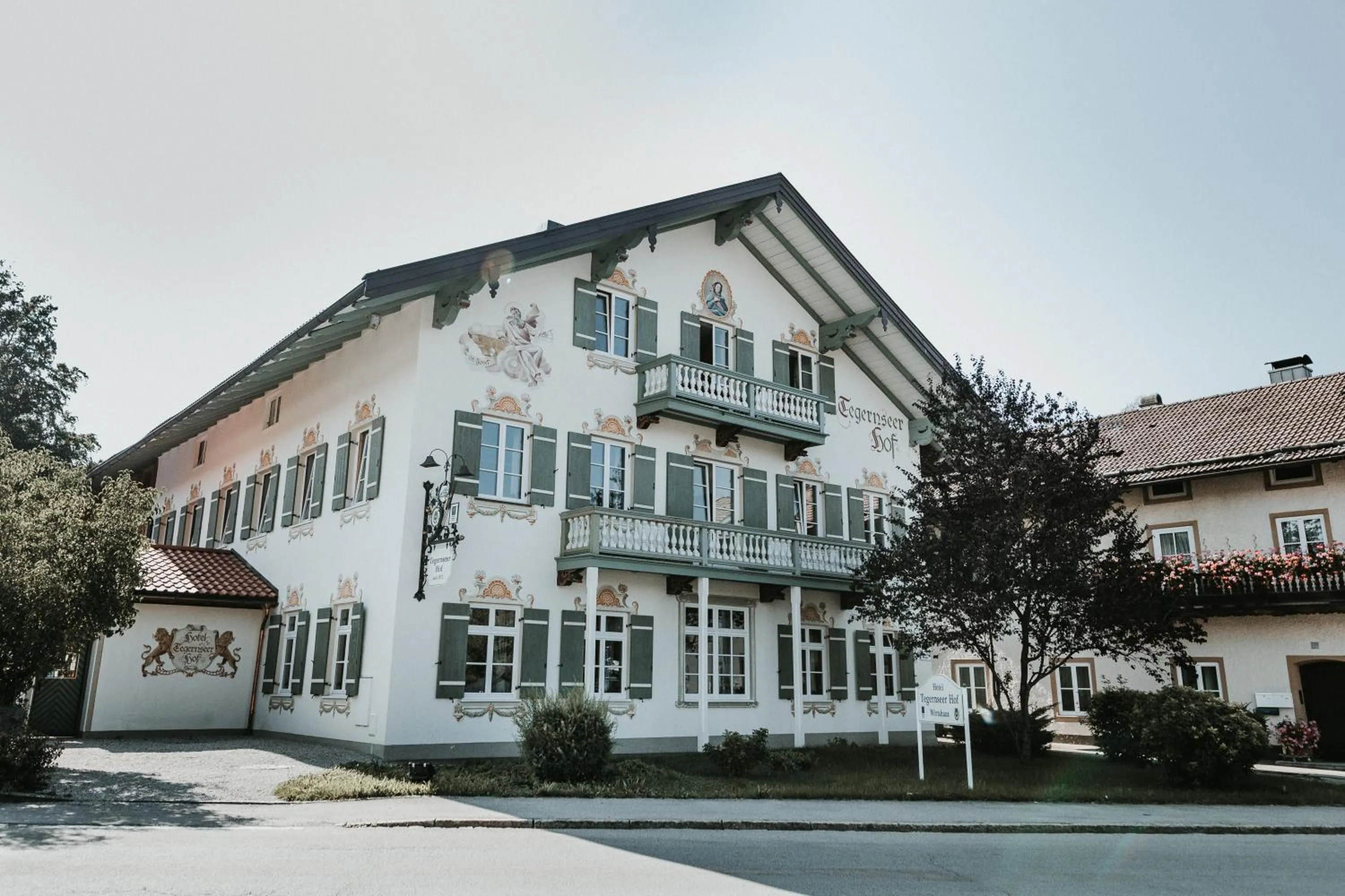 Property building in Tegernseer Hof