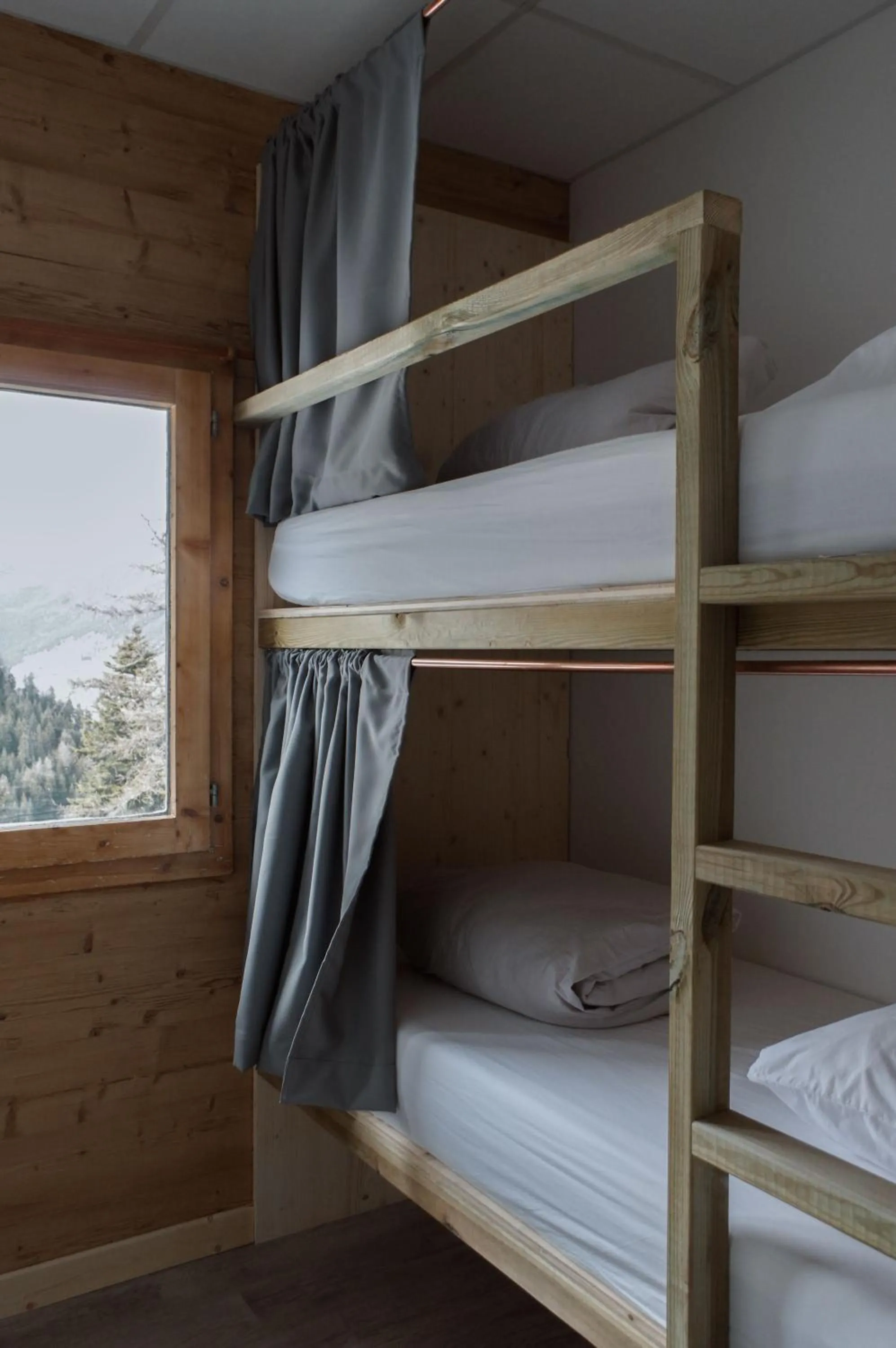 bunk bed, Bed in BodyGo Hostel