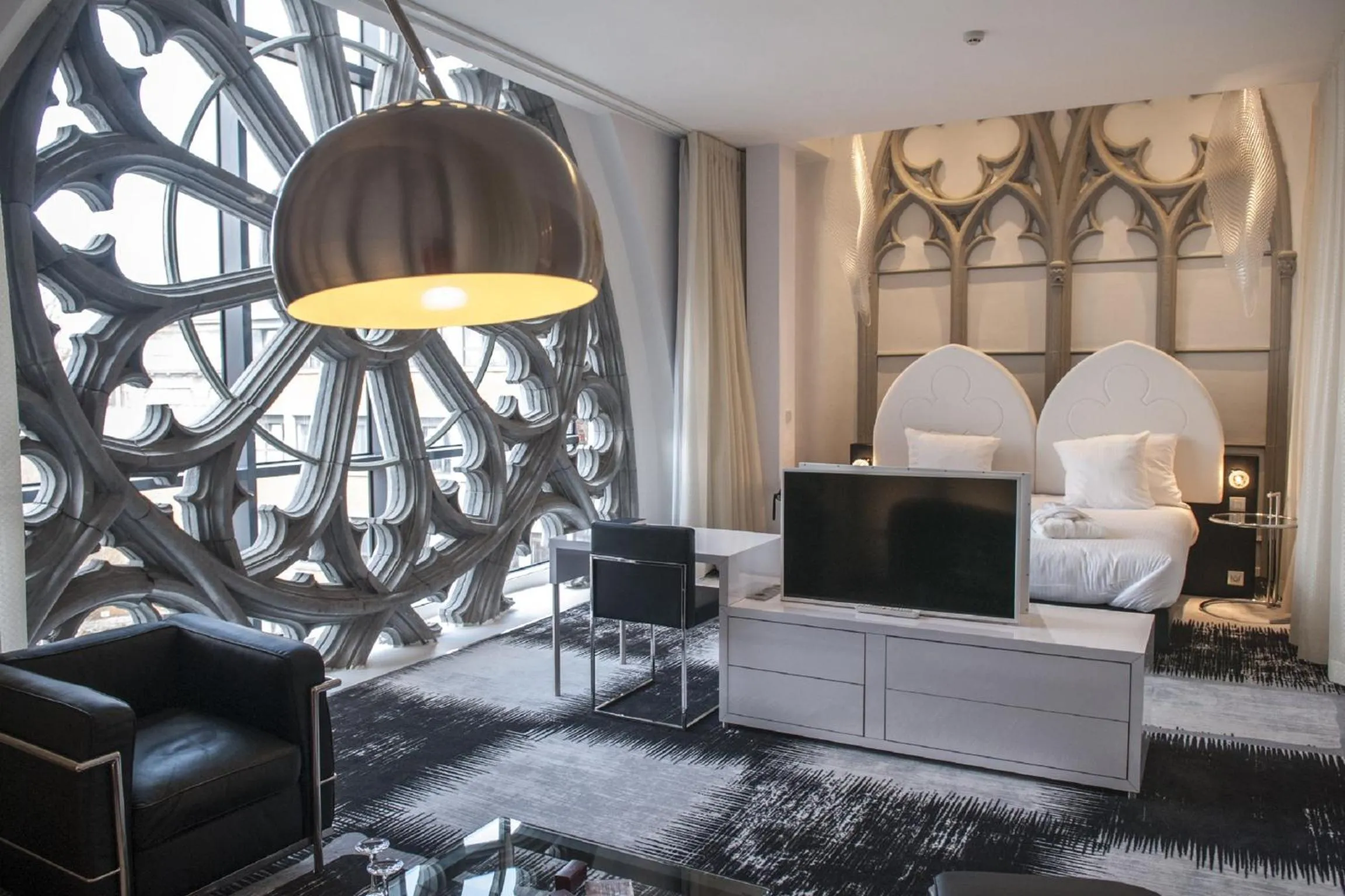 Day in Martin's Dream Hotel