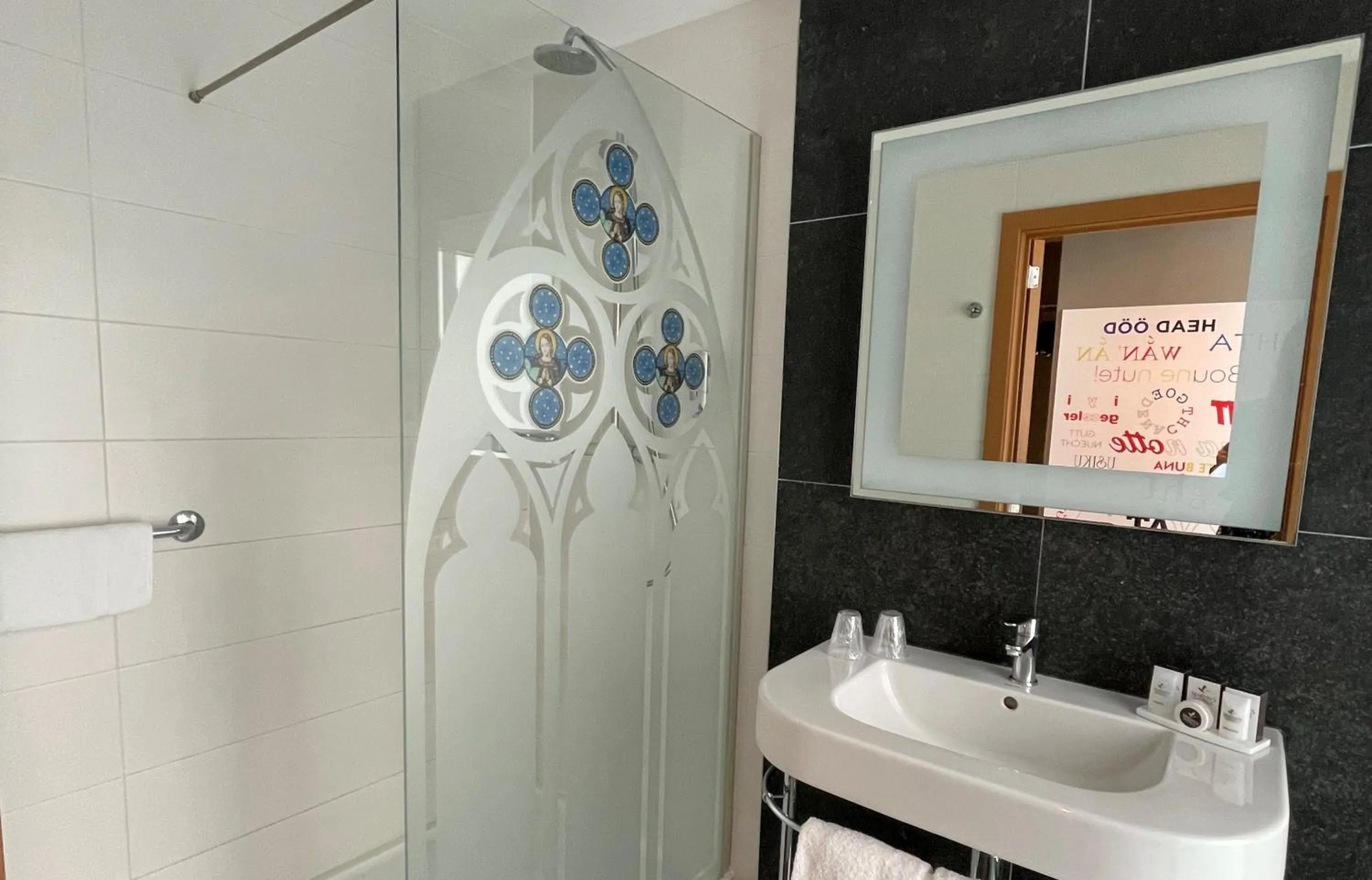 Shower in Martin's Dream Hotel