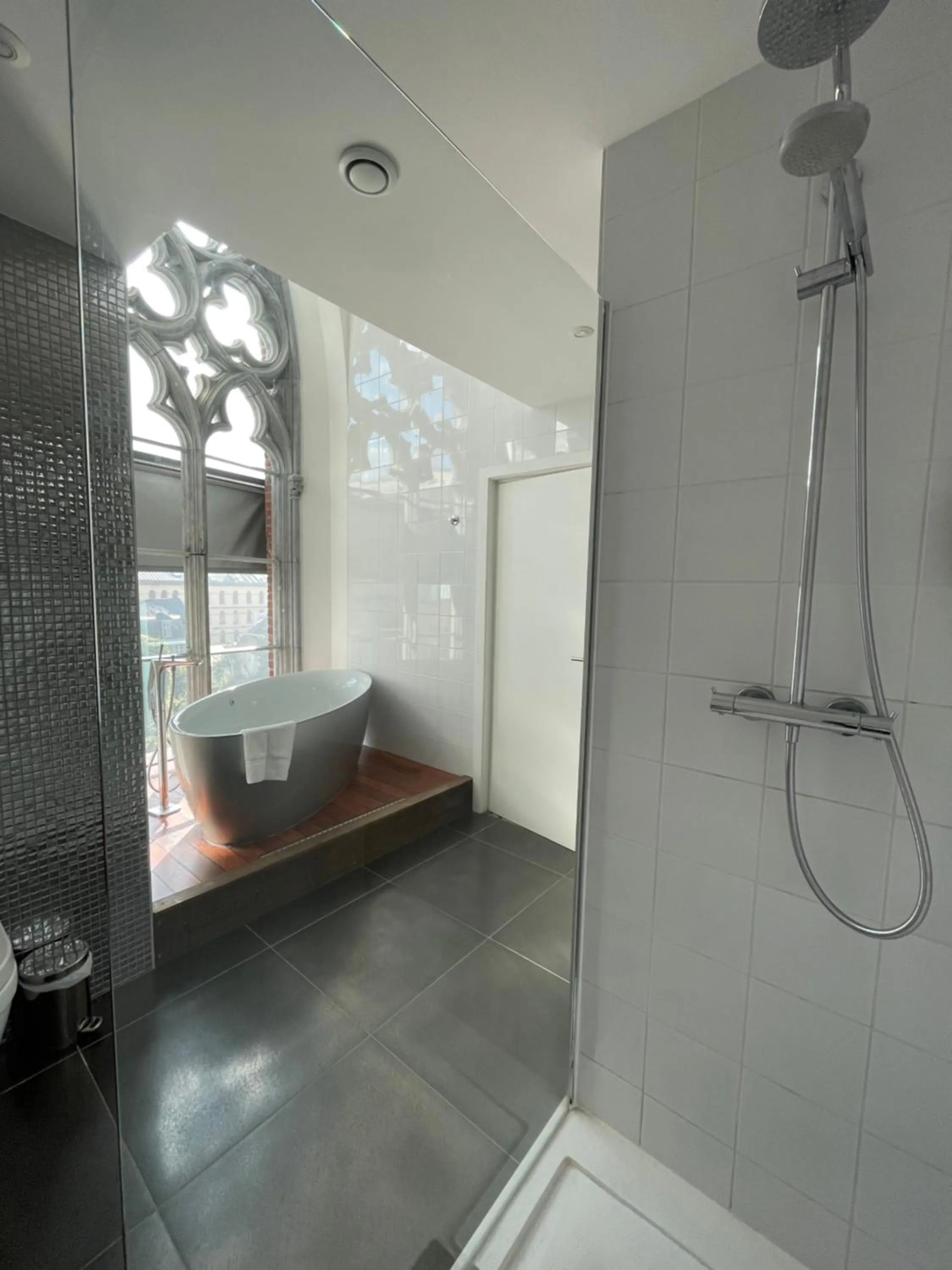 Shower in Martin's Dream Hotel