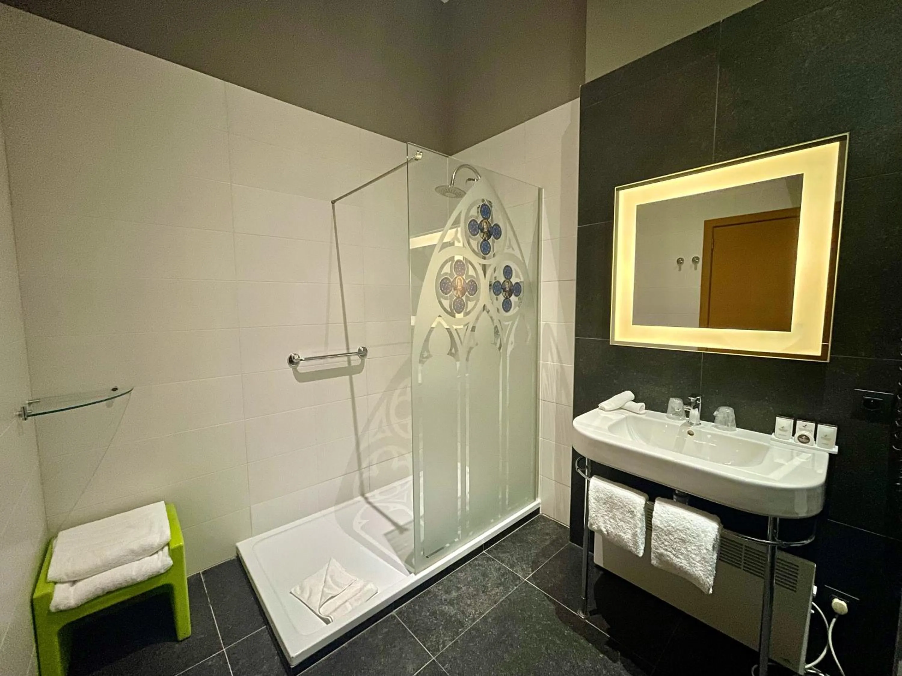 Bathroom in Martin's Dream Hotel