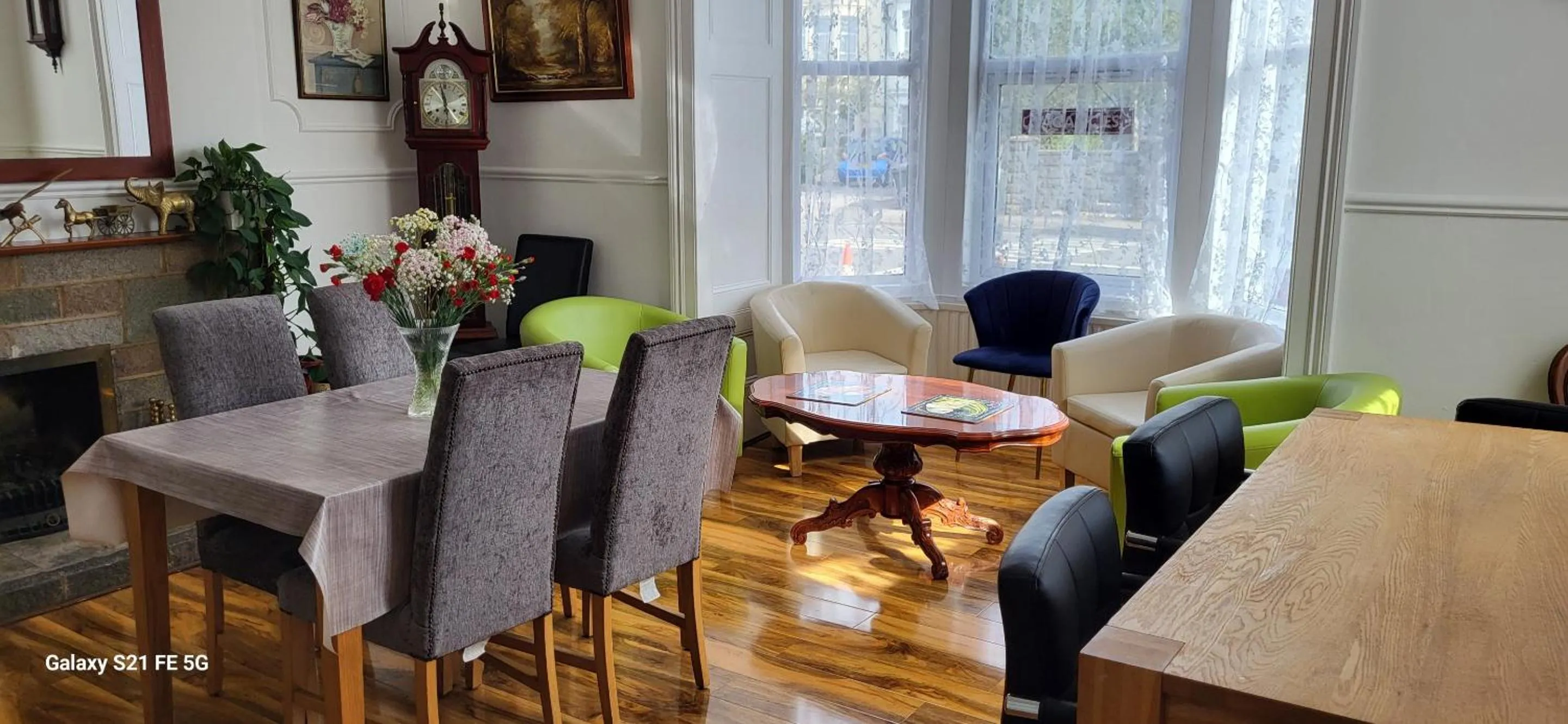 Dining area in Holly Lodge