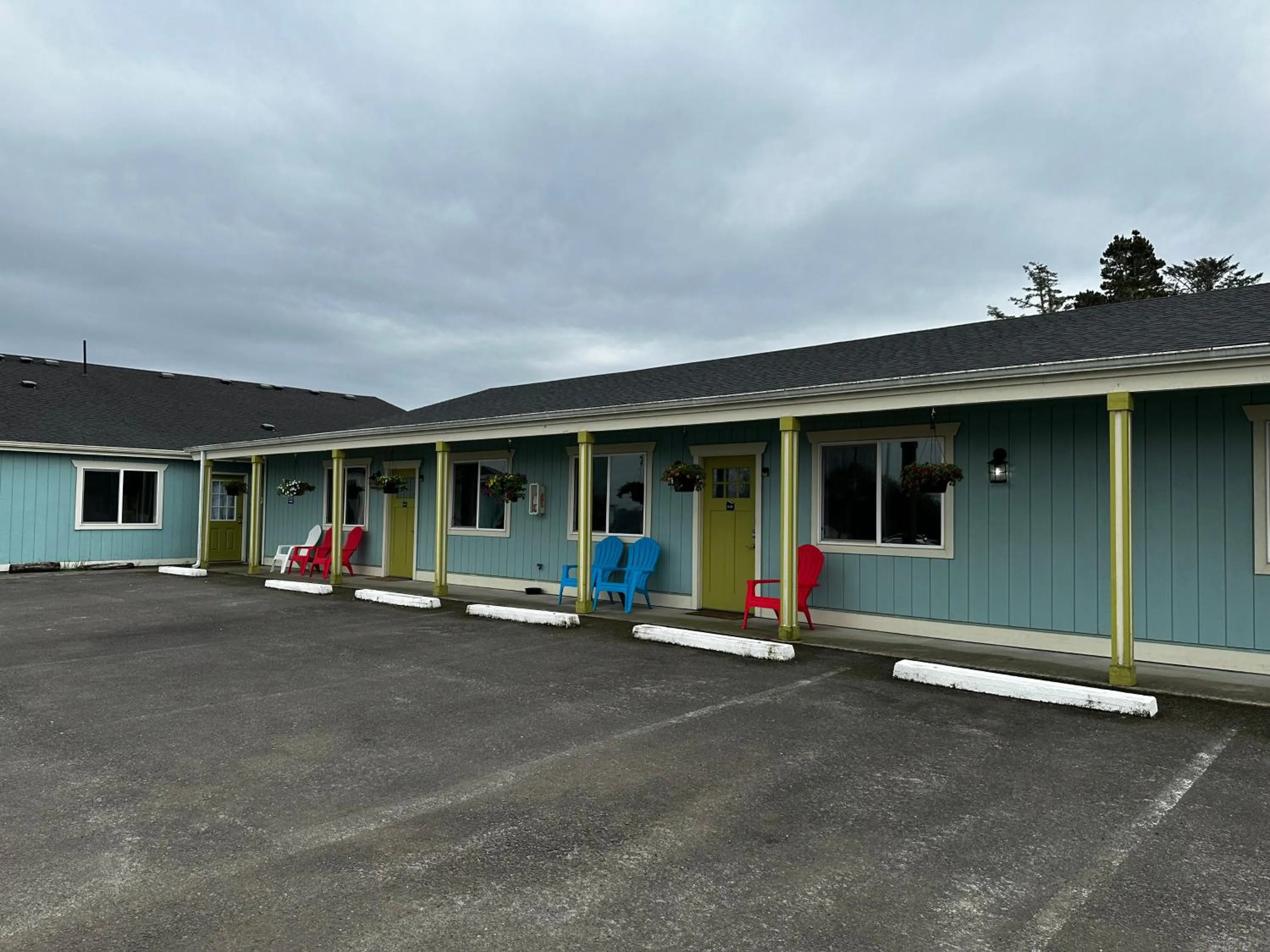 Property building in Coastal Inn and Suites