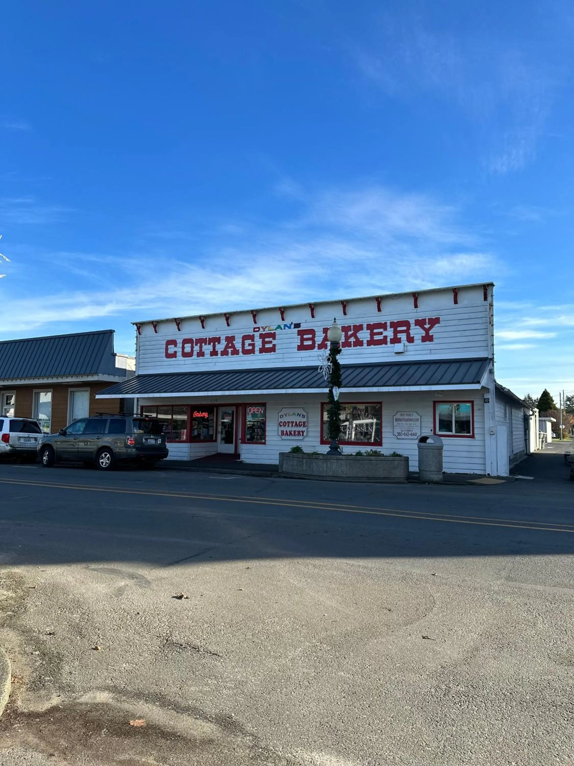 Neighbourhood in Coastal Inn and Suites