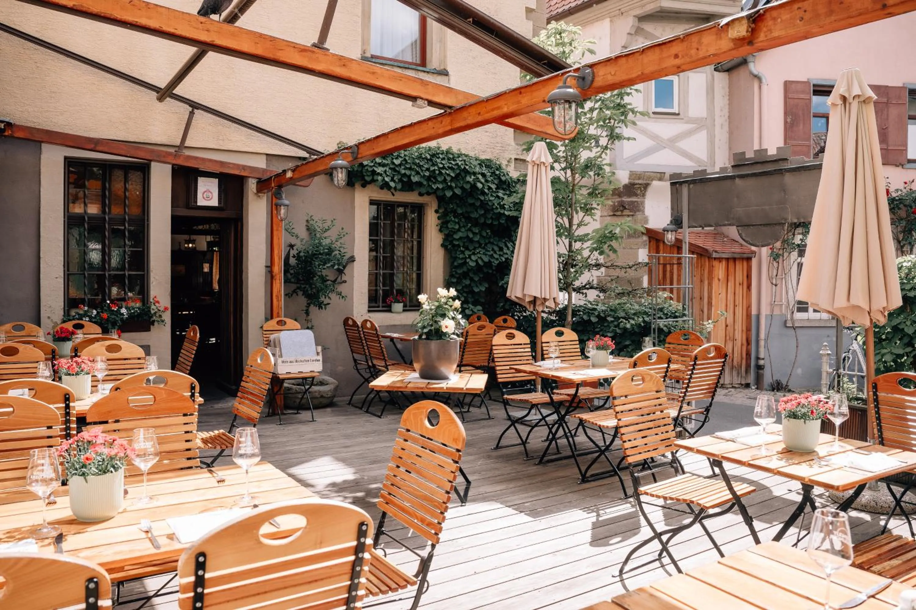 Restaurant/places to eat in Löwen Hotel & Restaurant