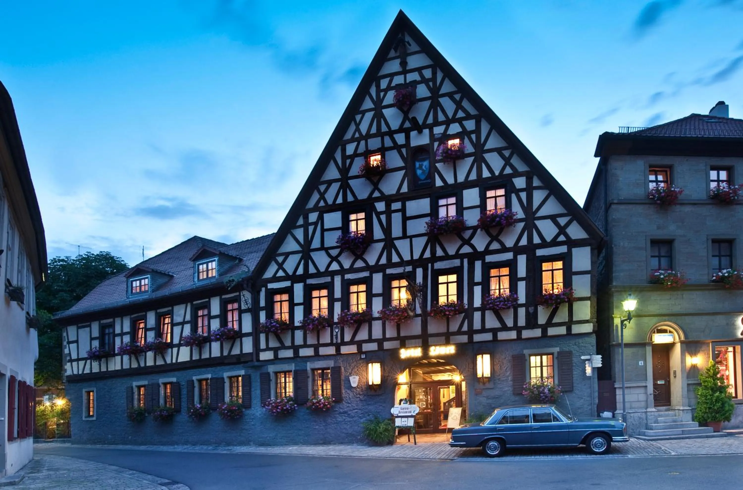 Facade/entrance in Löwen Hotel & Restaurant