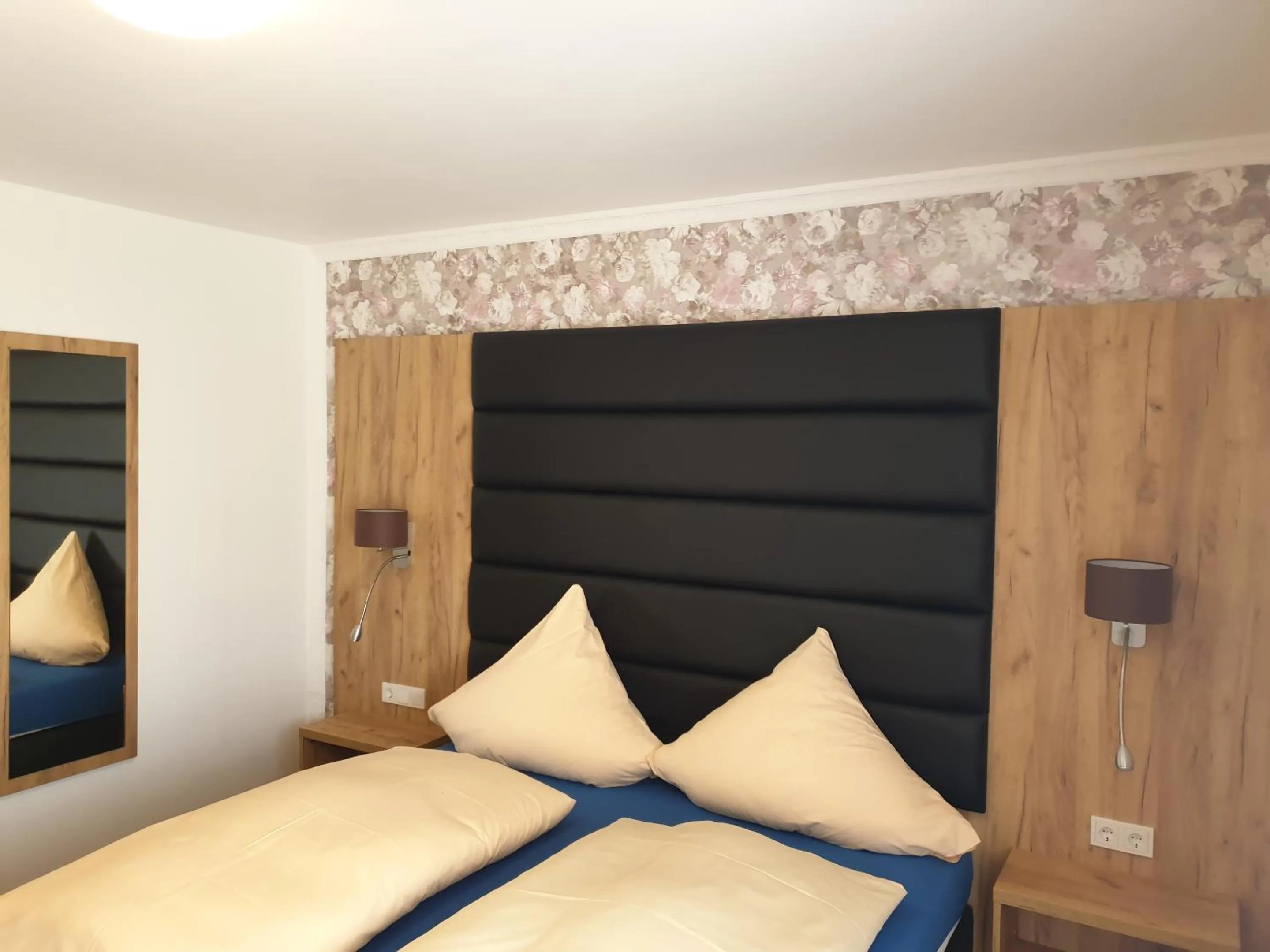 Bed in Kirchberg Hotel garni