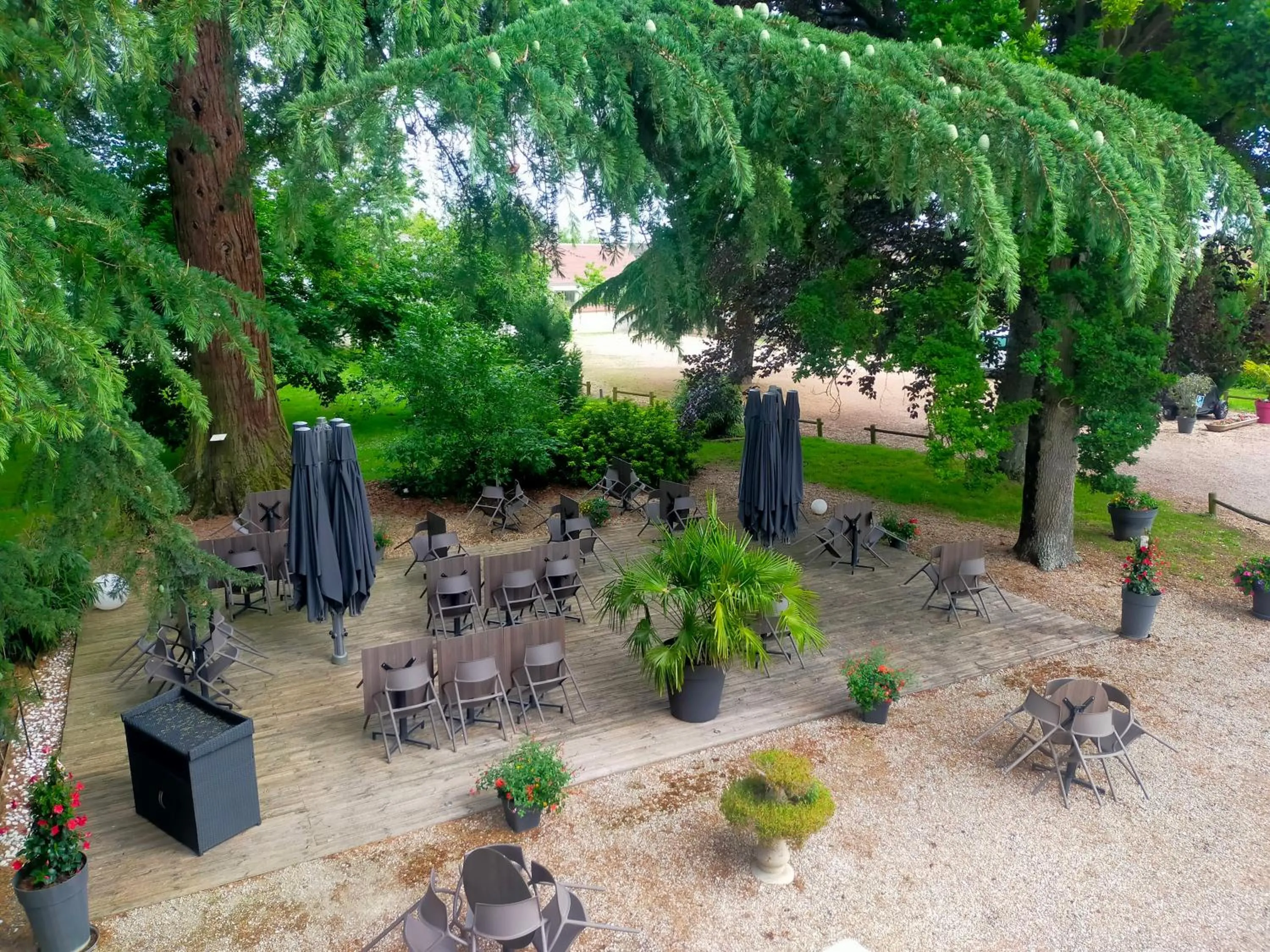 Logis Hotels Restaurants- Villa des Bordes