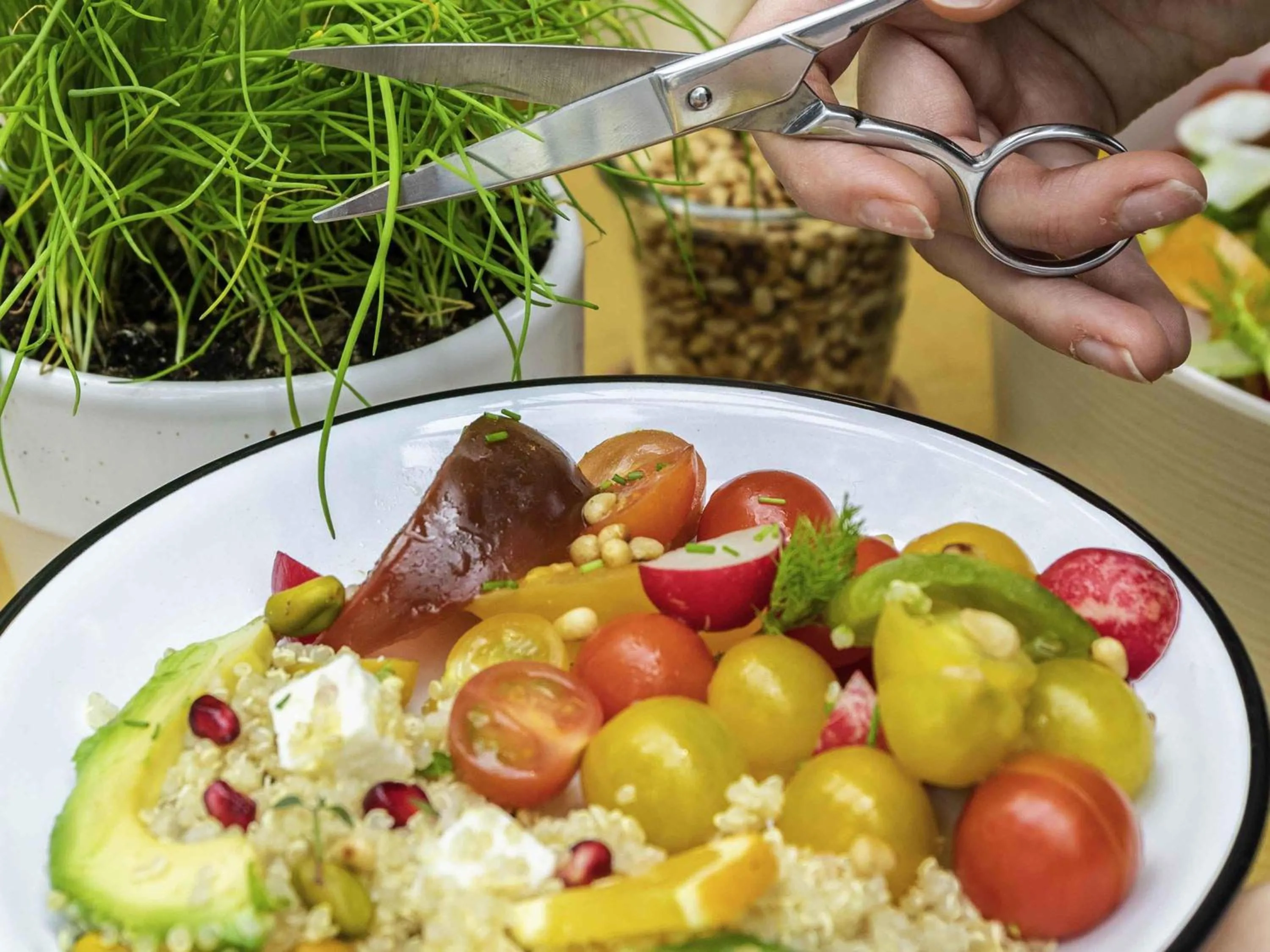 Restaurant/places to eat in Mercure Hotel Hangzhou East Railway Station