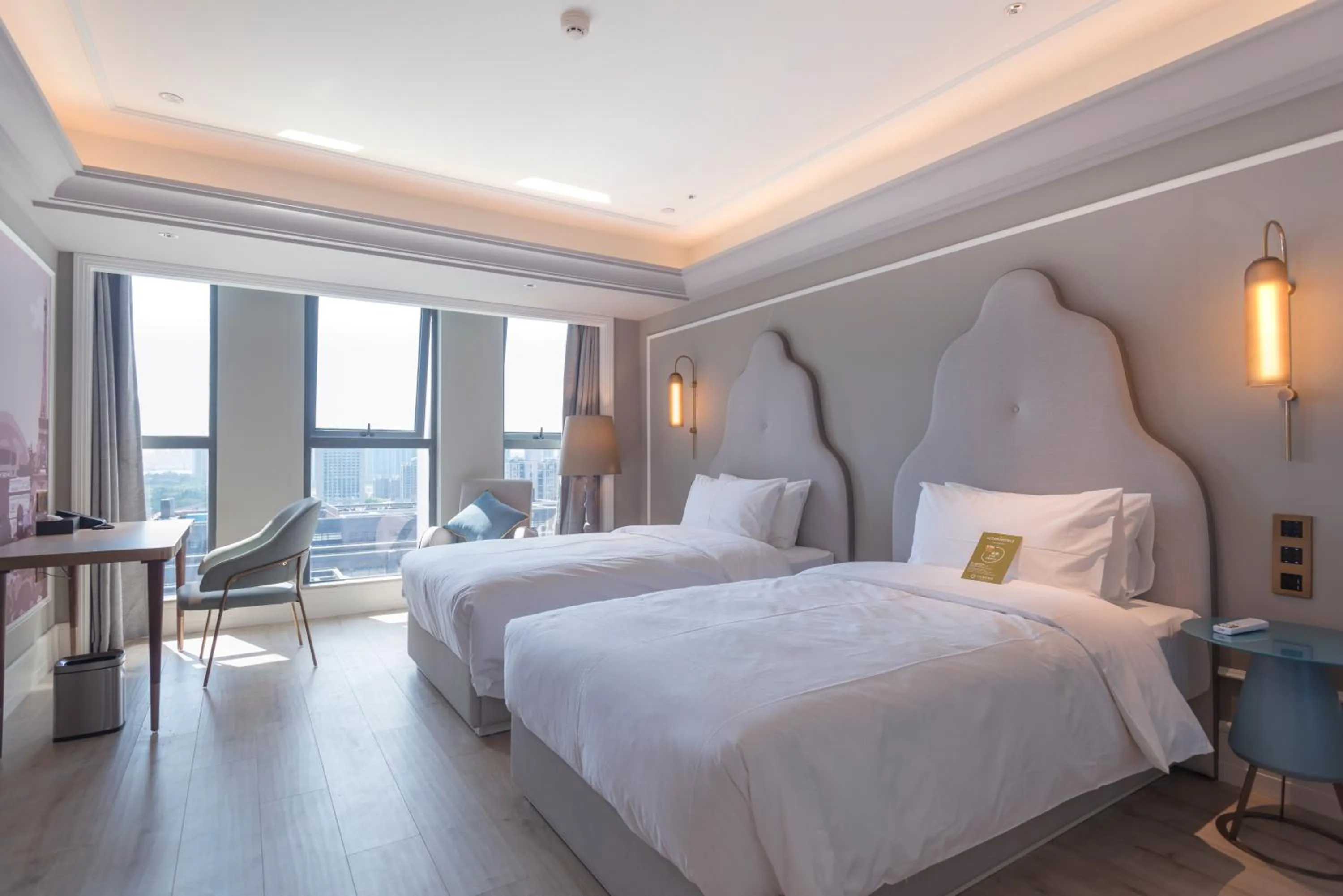 Bed in Mercure Hotel Hangzhou East Railway Station