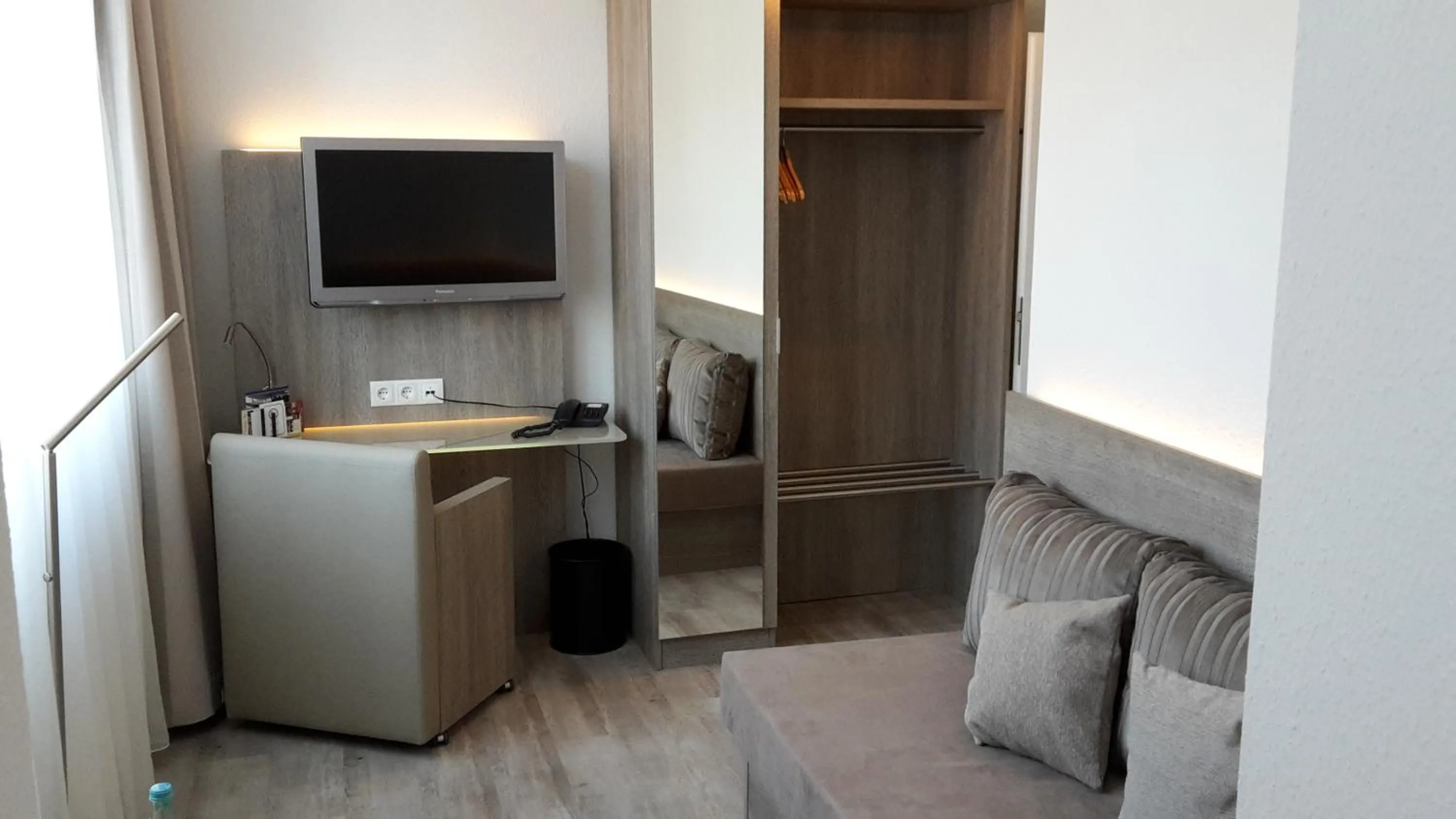 TV and multimedia in Hotel Deutsches Haus