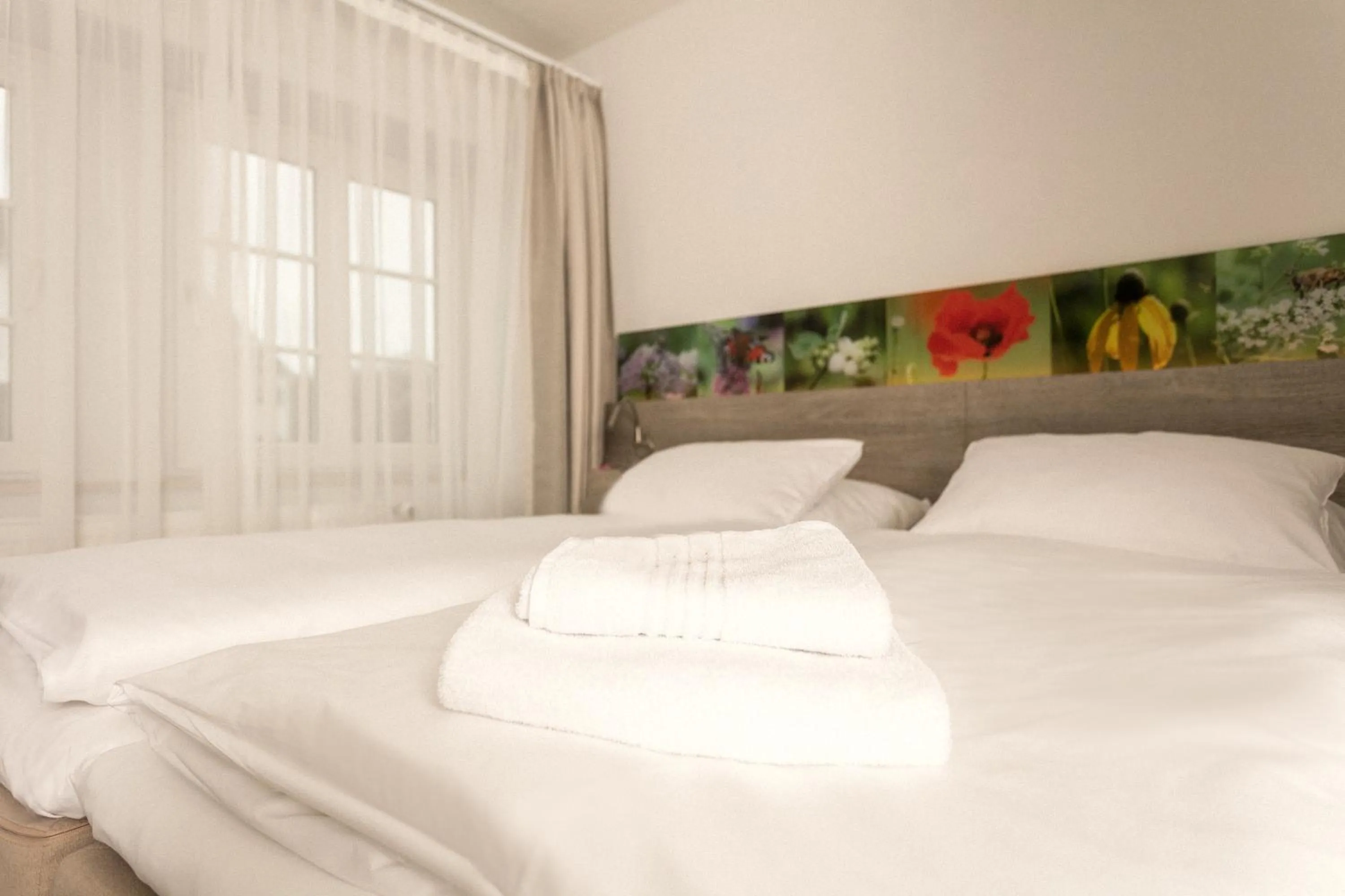 Bedroom in Hotel Deutsches Haus