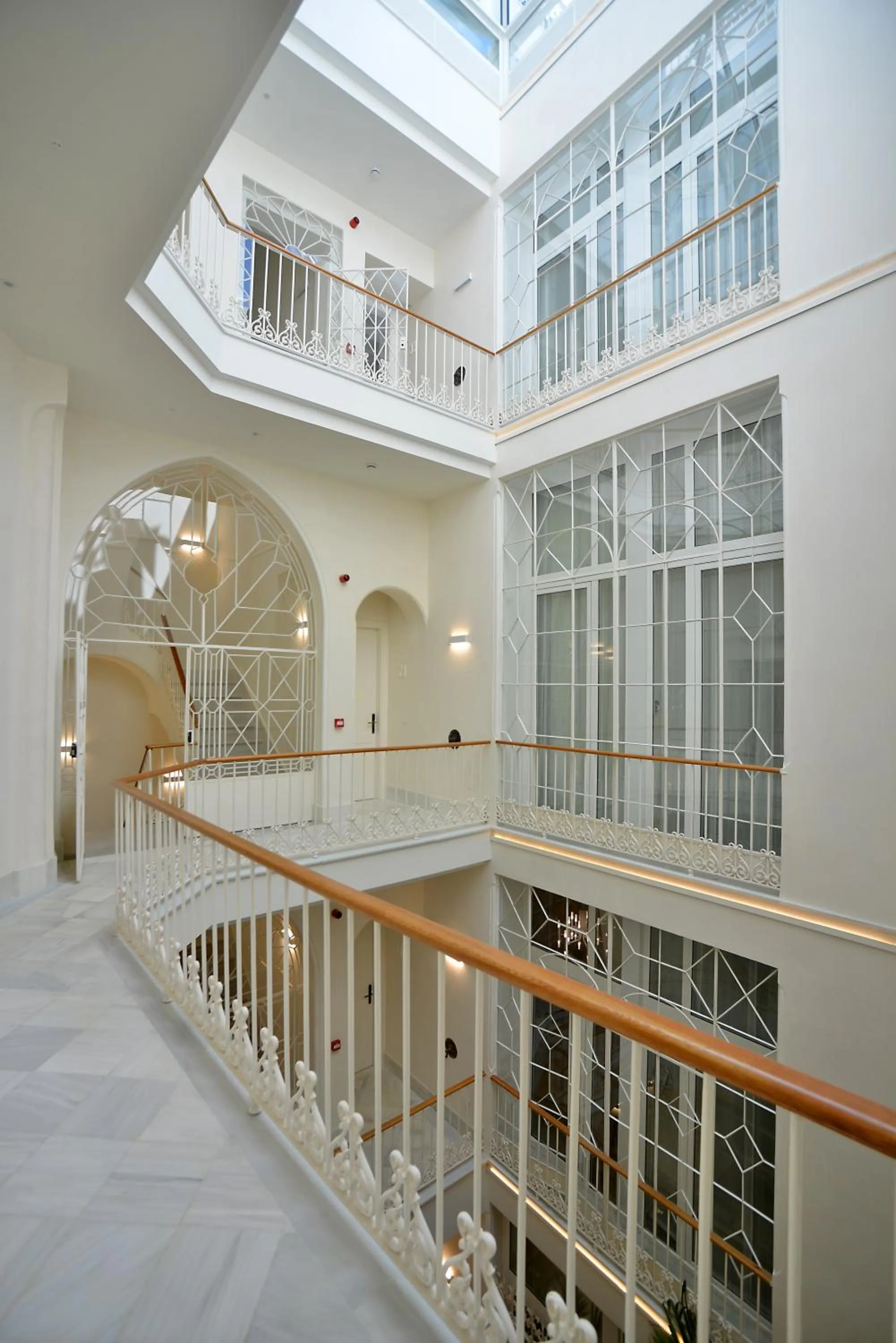 Lobby or reception in Plaza Mina Suites - Adults Recommended by Luxury Suites Cadiz