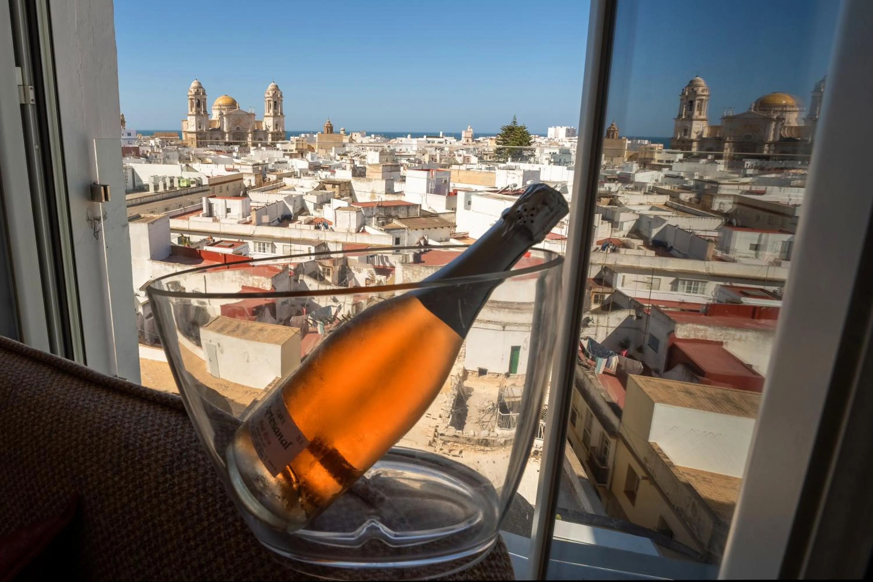 City view in Plaza Mina Suites - Adults Recommended by Luxury Suites Cadiz