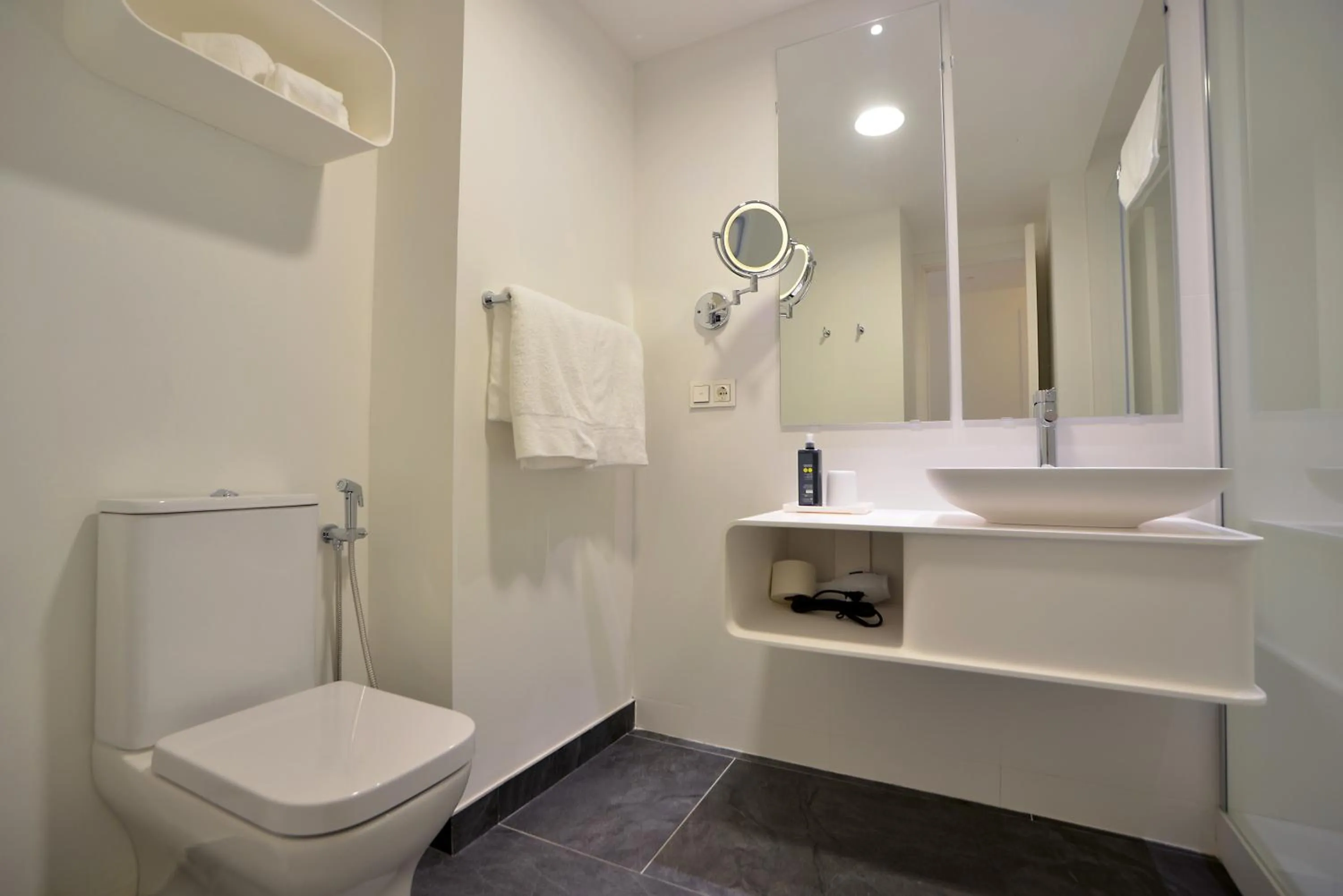 Bathroom in Plaza Mina Suites - Adults Recommended by Luxury Suites Cadiz
