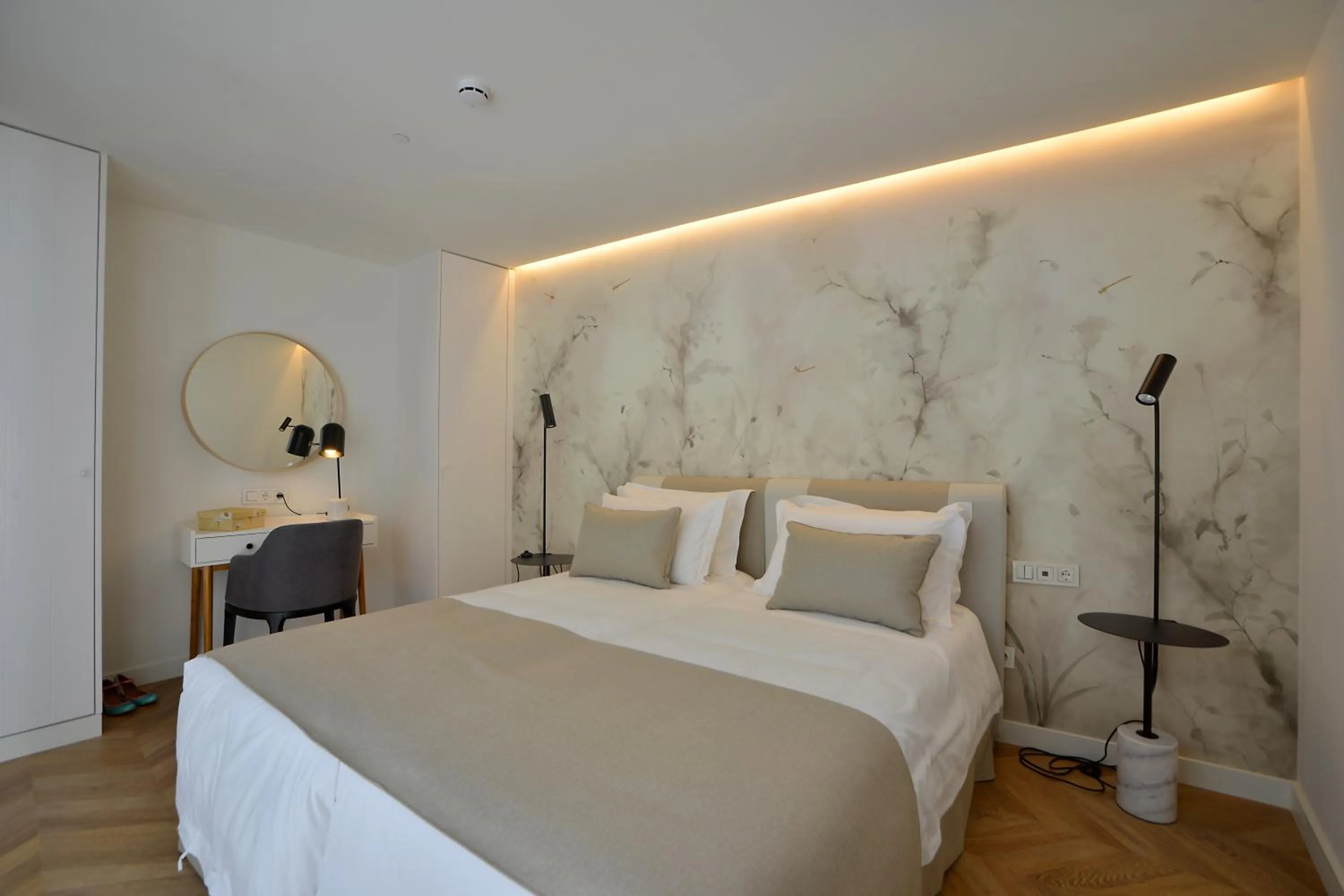 Bedroom, Bed in Plaza Mina Suites - Adults Recommended by Luxury Suites Cadiz