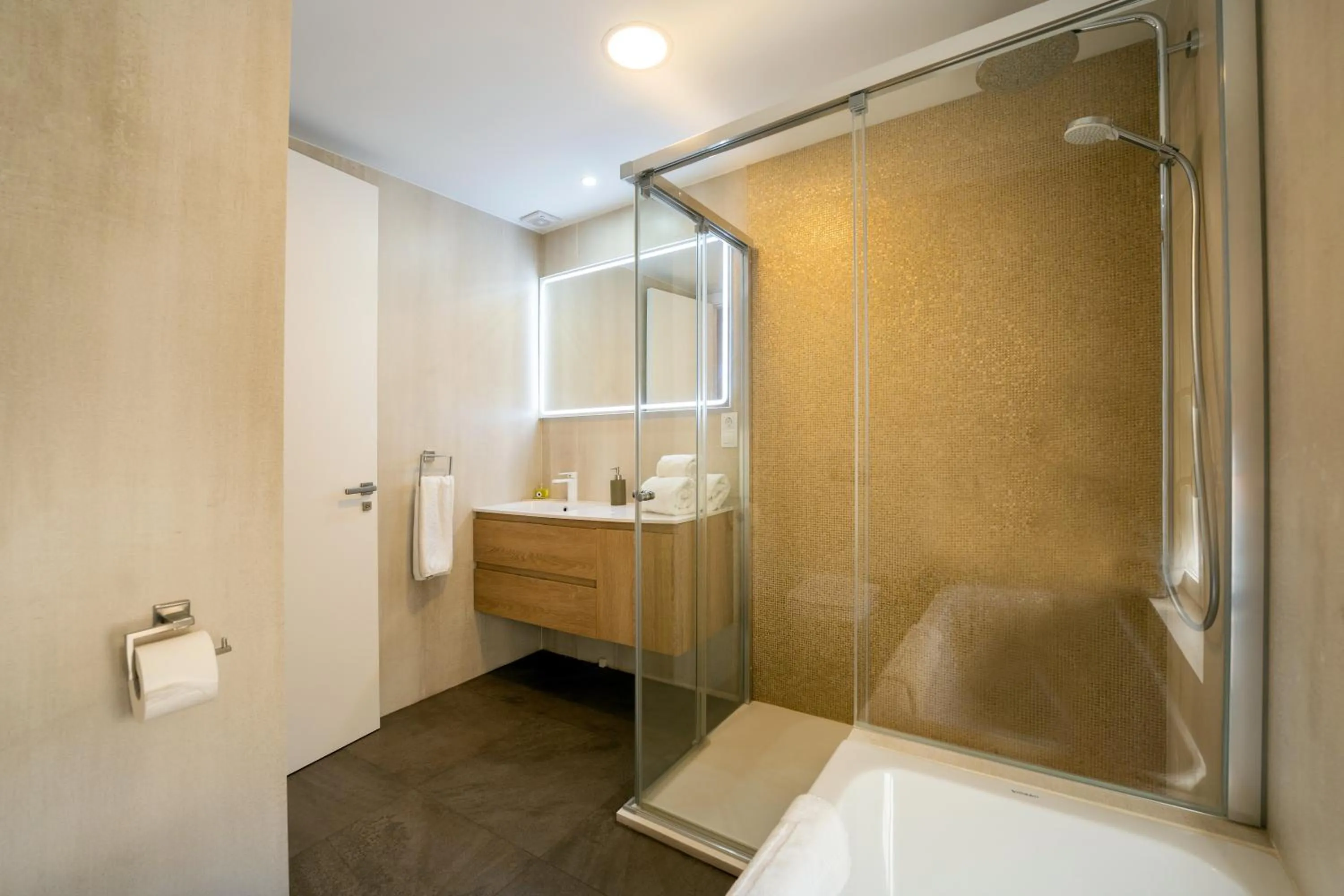 Bathroom in Plaza Mina Suites - Adults Recommended by Luxury Suites Cadiz