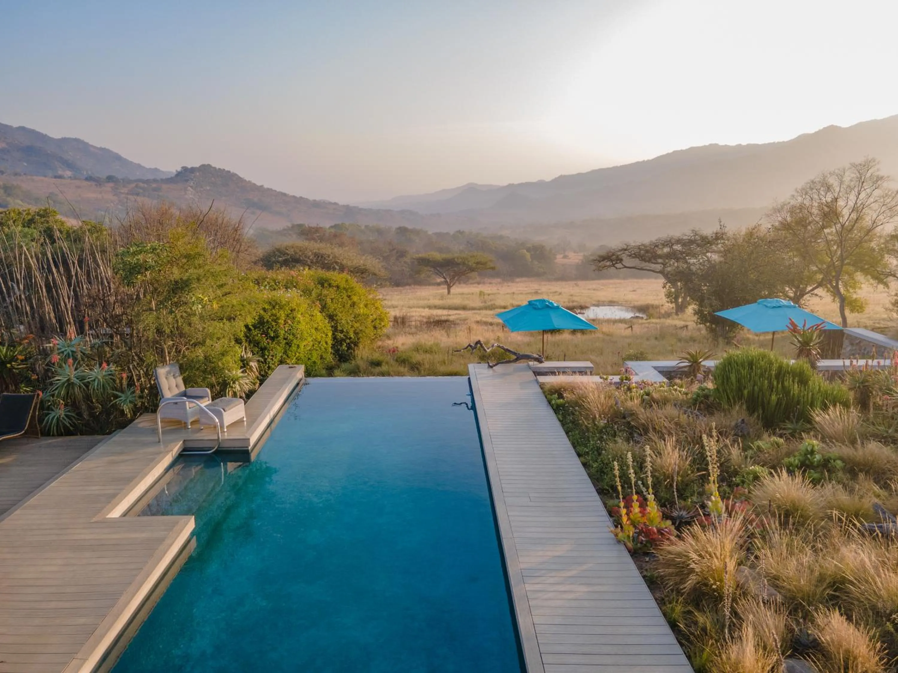 Swimming pool in Valley Lodge - Babanango Game Reserve