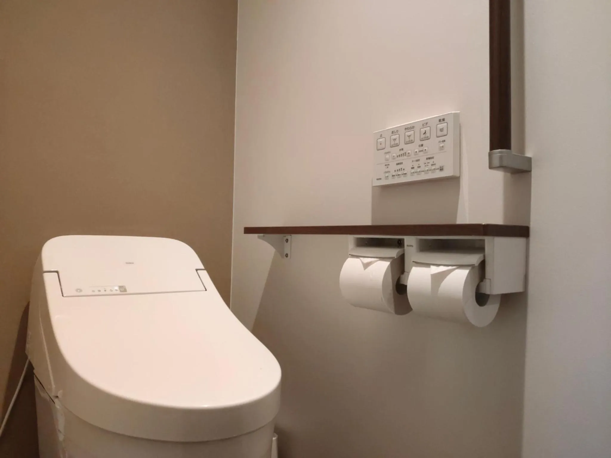 Toilet in 4S STAY Awaikeda Honmachi Street