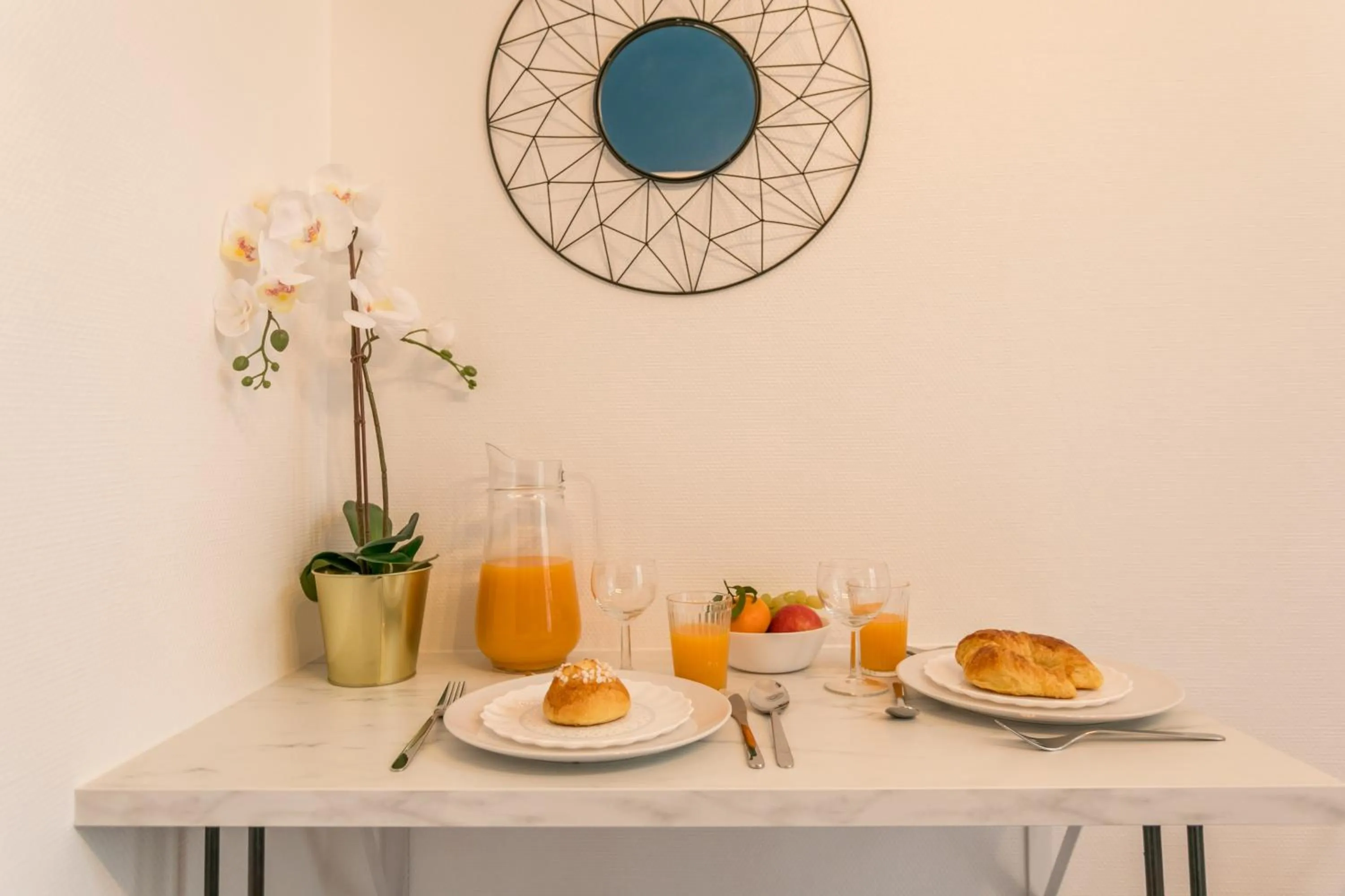 Breakfast in WS Tour Eiffel - Saint-Charles