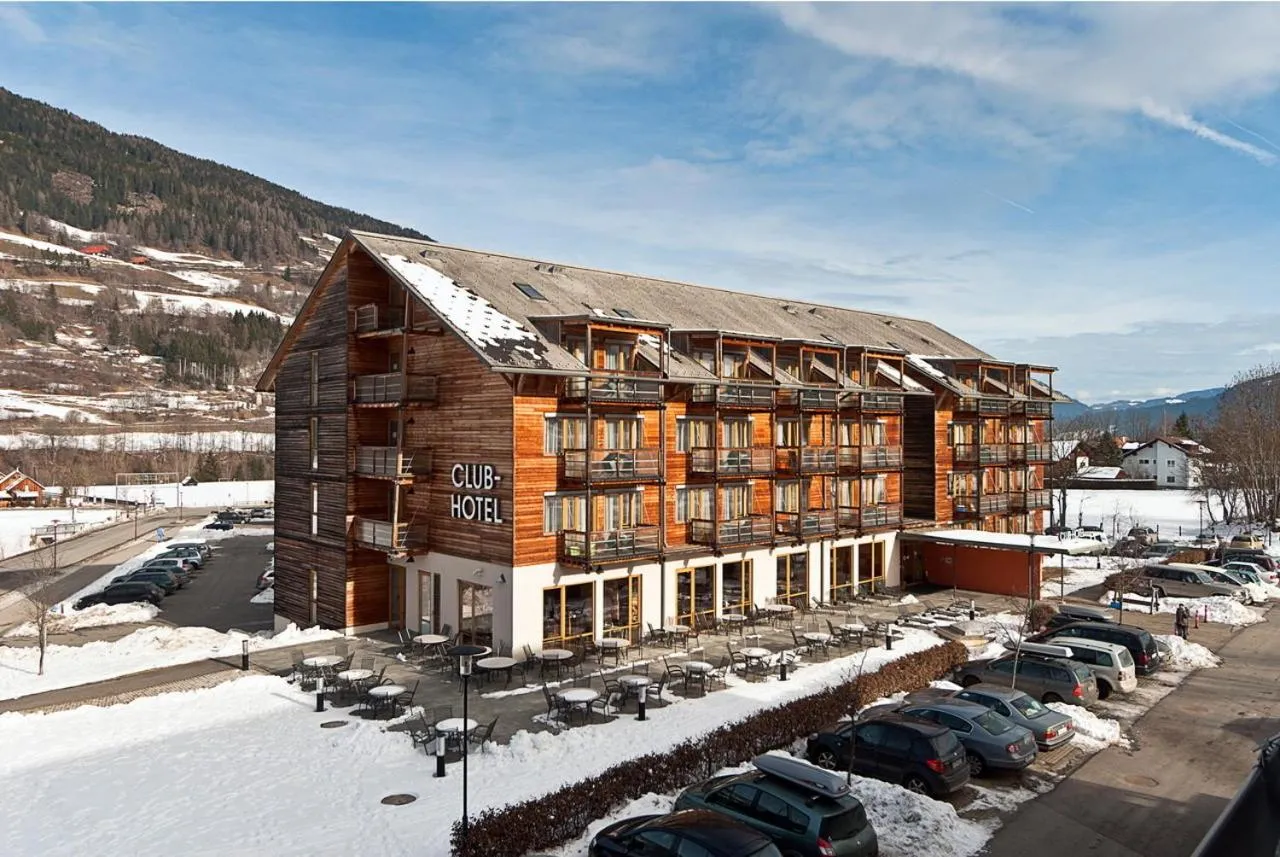 Property building in Club Hotel am Kreischberg