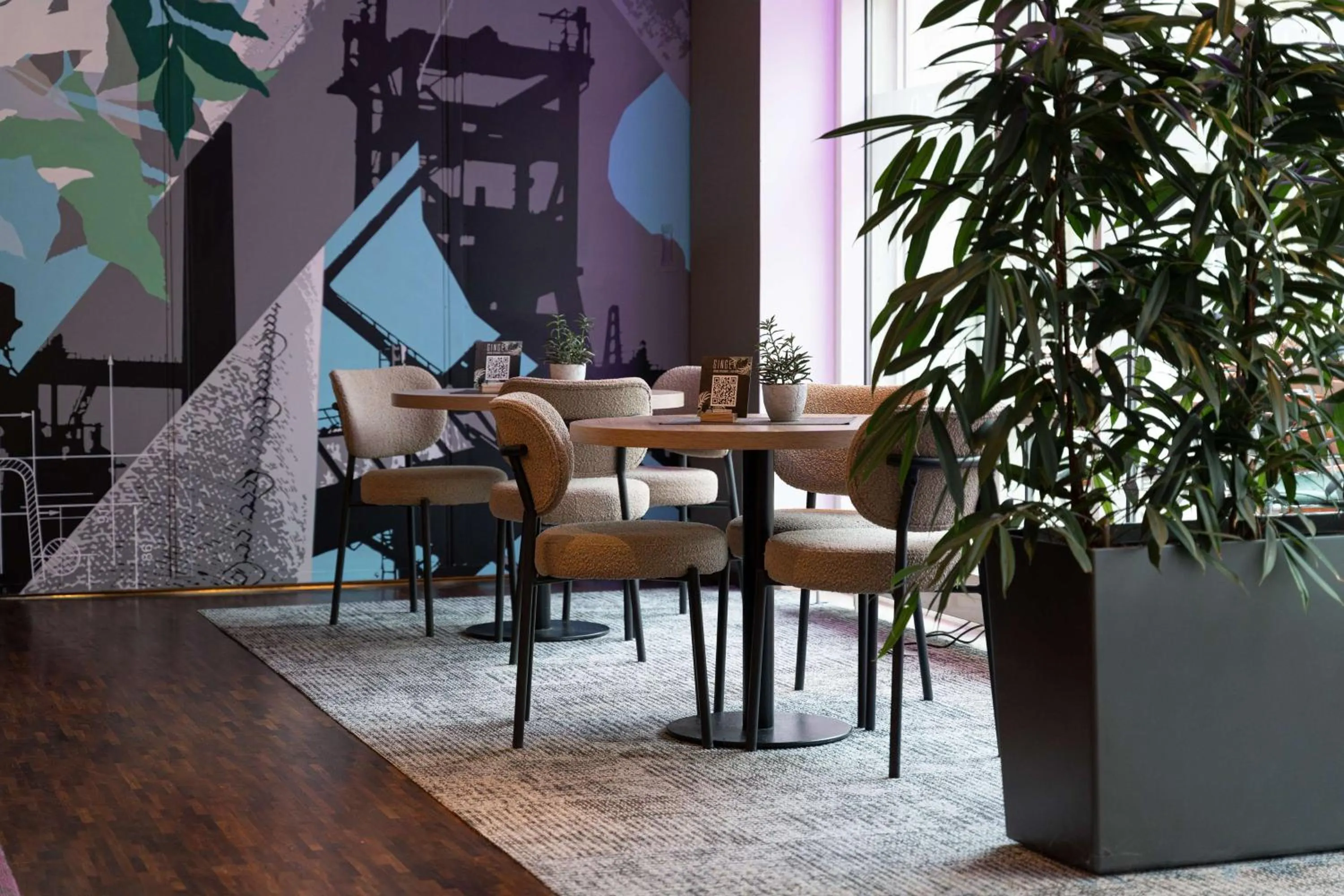 Restaurant/places to eat in Radisson Blu Hotel Dortmund