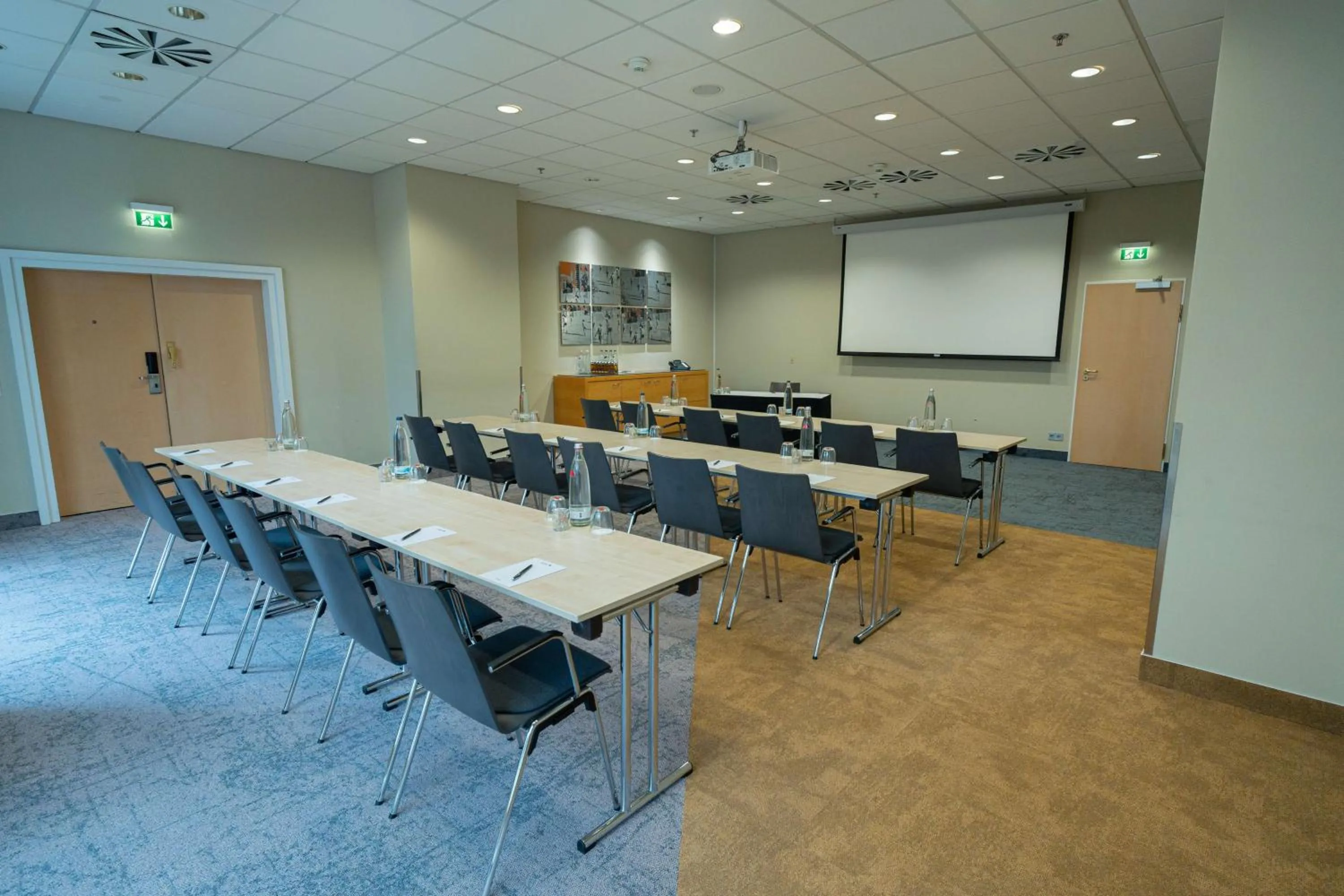 Meeting/conference room in Radisson Blu Hotel Dortmund
