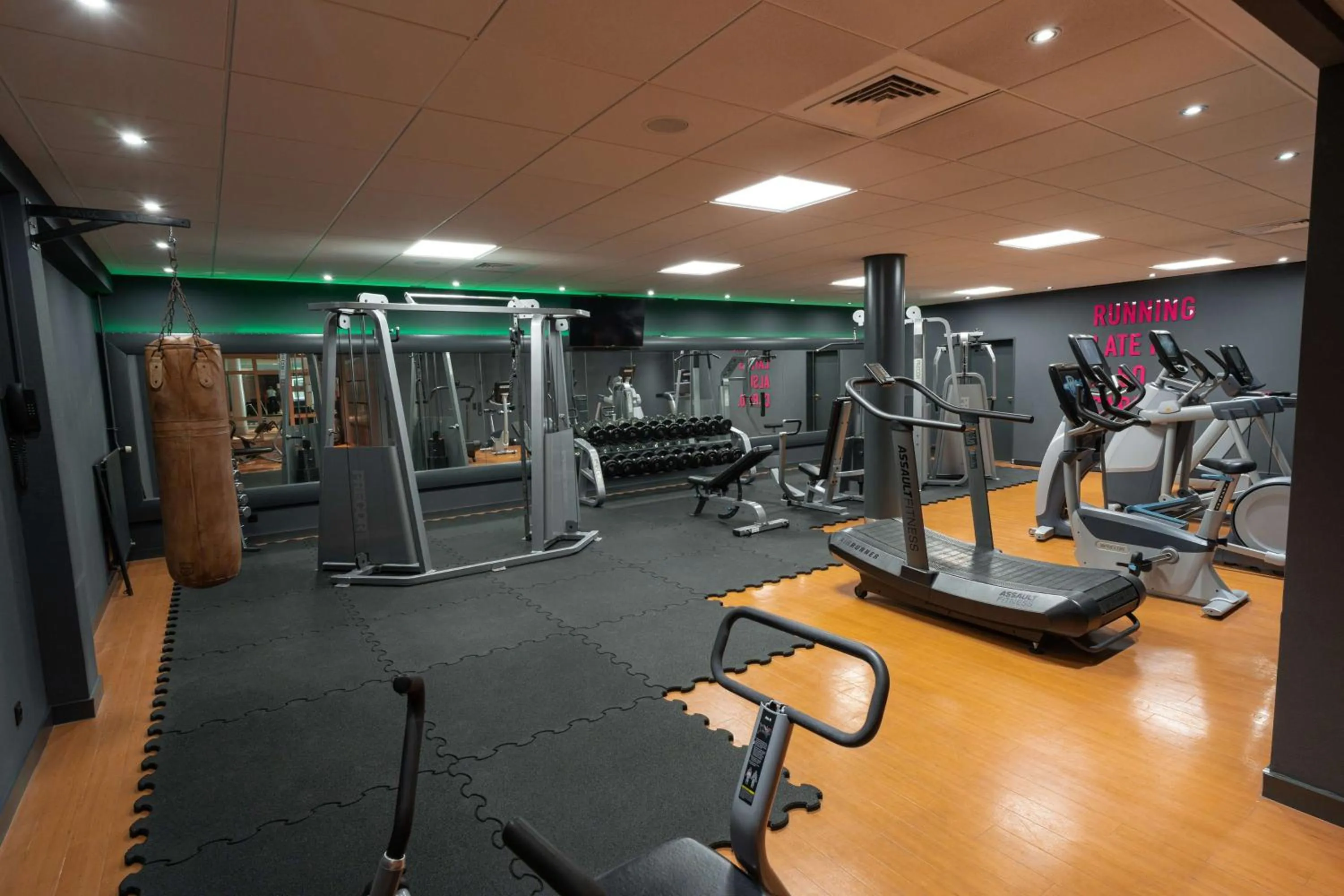 Fitness centre/facilities in Radisson Blu Hotel Dortmund