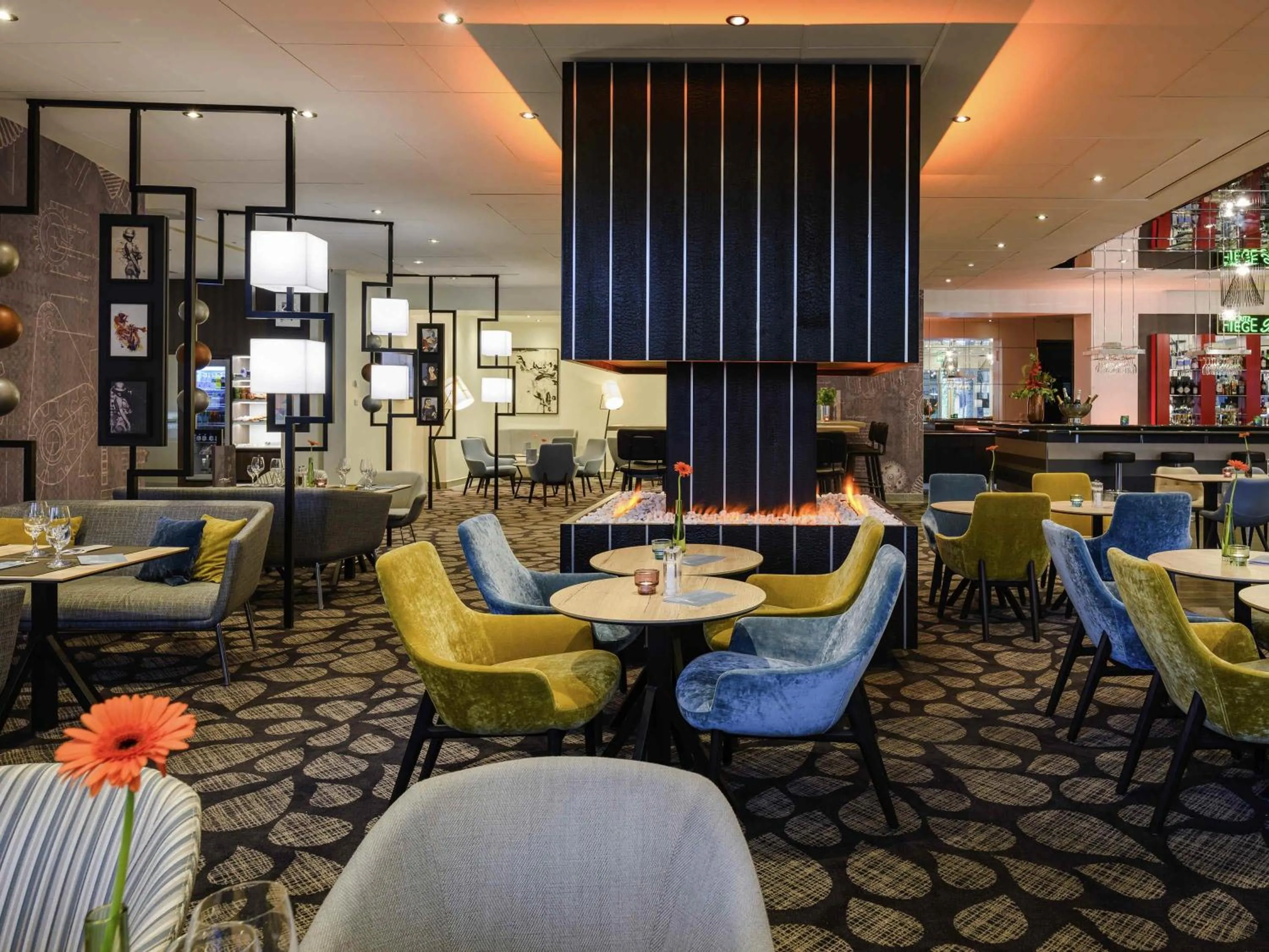 Lounge or bar in Mercure Hotel Bochum City
