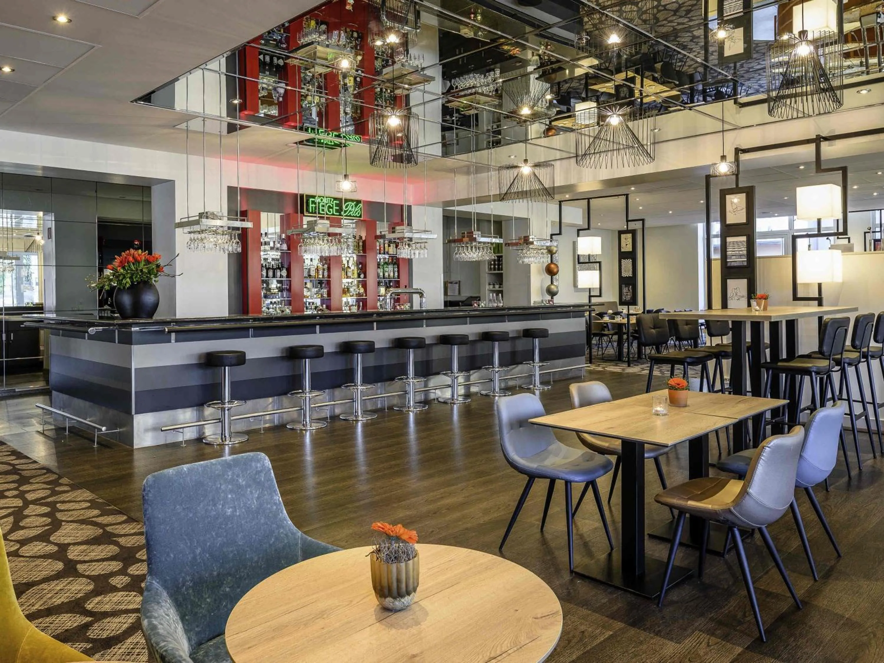 Lounge or bar in Mercure Hotel Bochum City