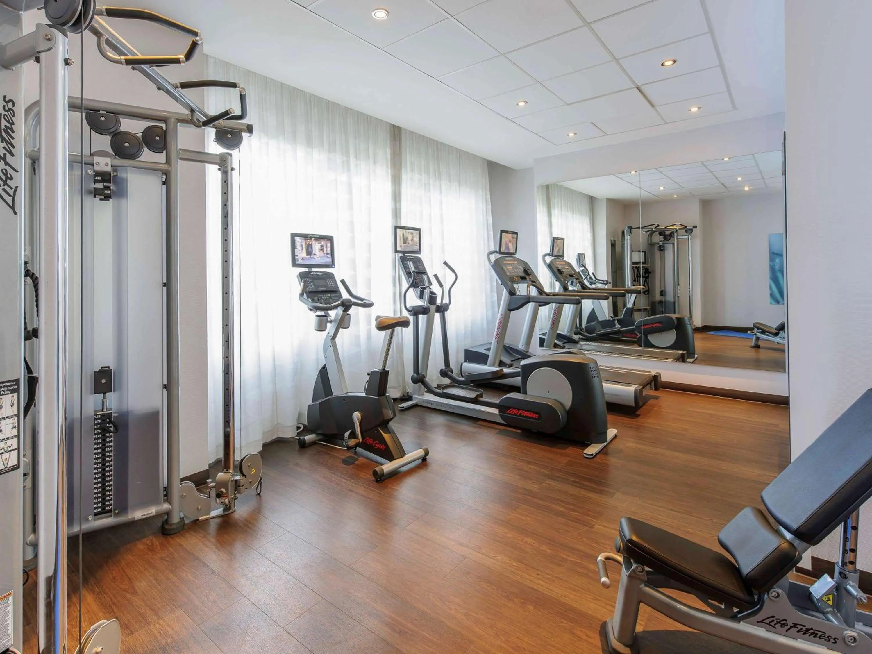Spa and wellness centre/facilities in Mercure Hotel Bochum City