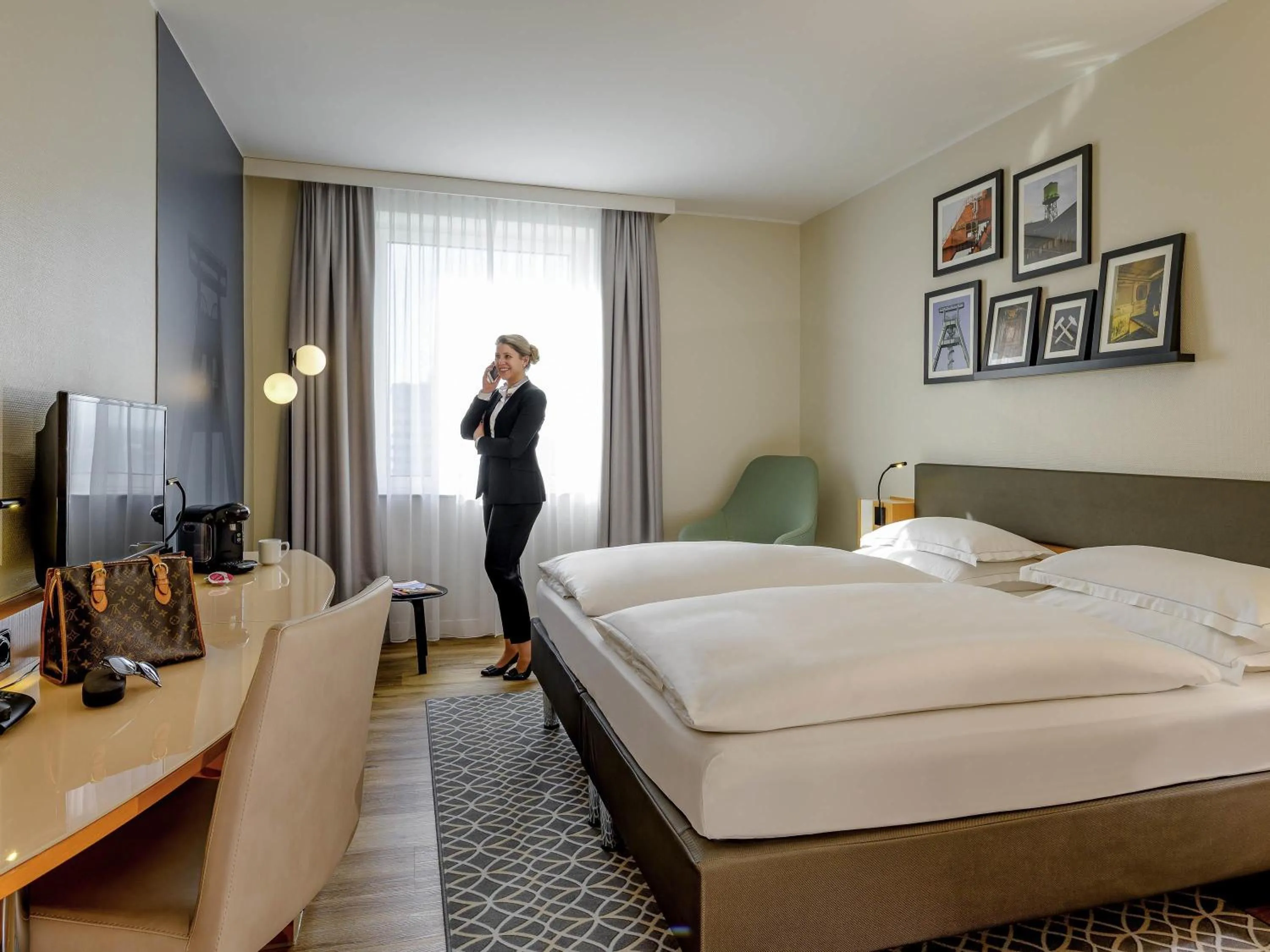 Bedroom, Bed in Mercure Hotel Bochum City