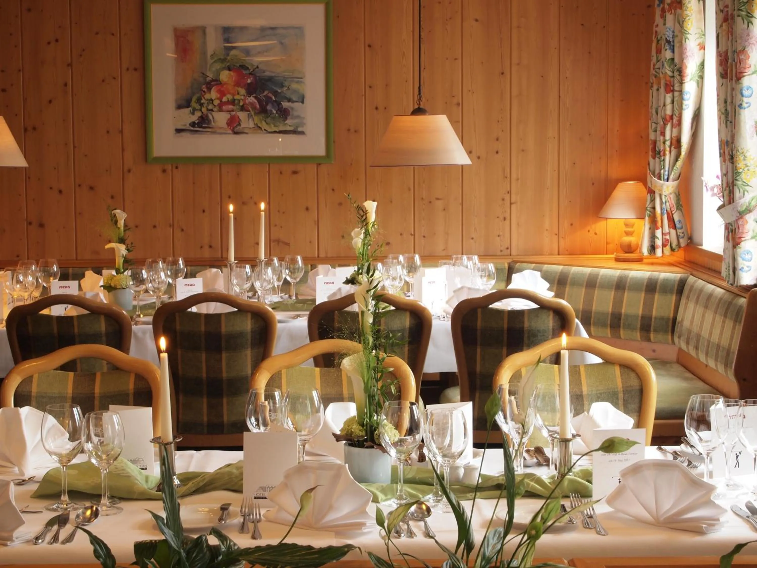 Restaurant/places to eat in Parkhotel zum Stern