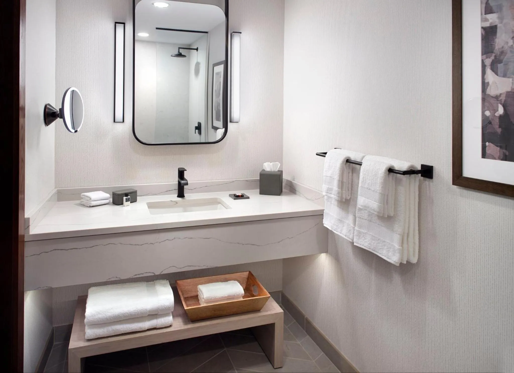 Bathroom in Omni Viking Lakes