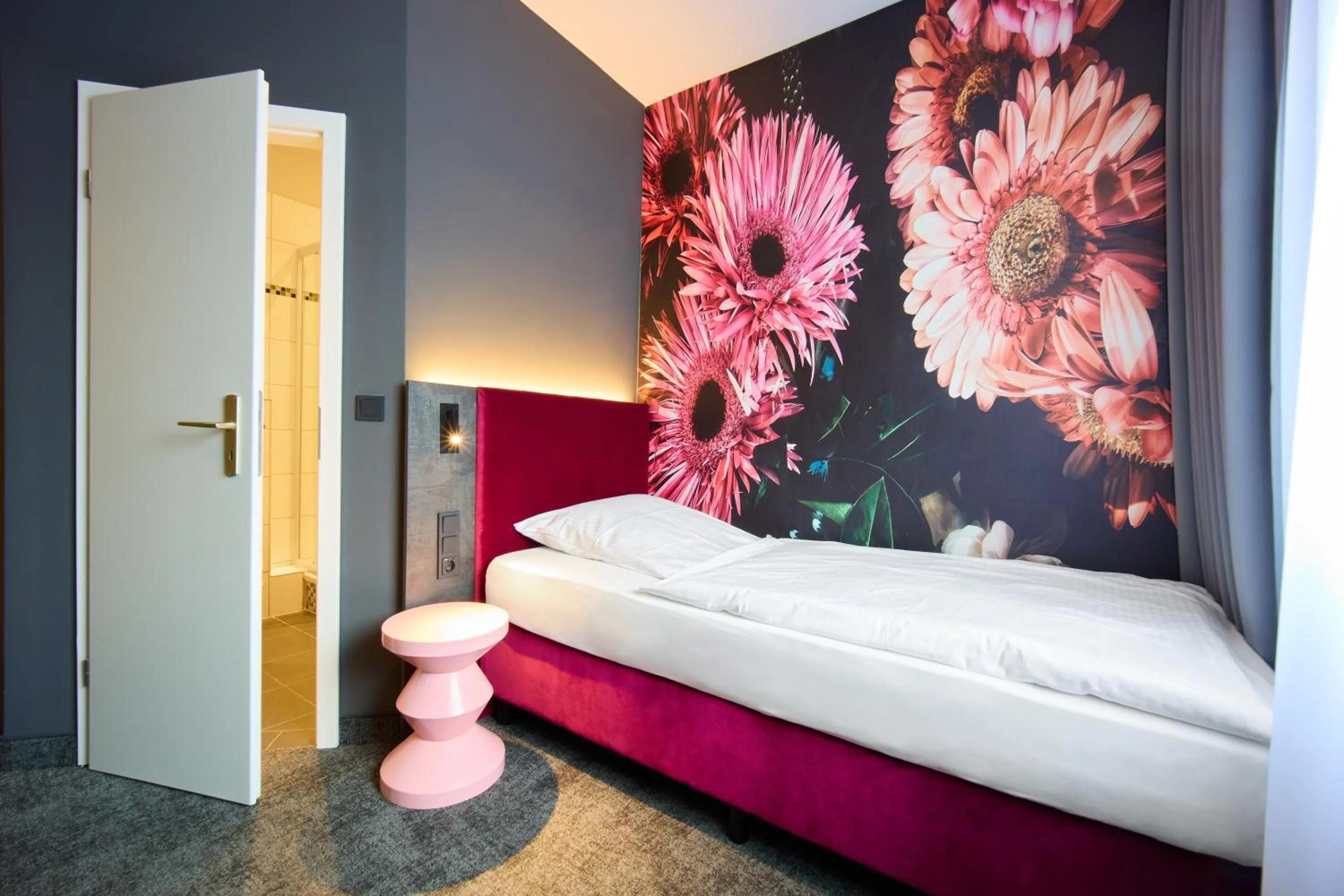 Photo of the whole room, Bed in Hotel Elsen