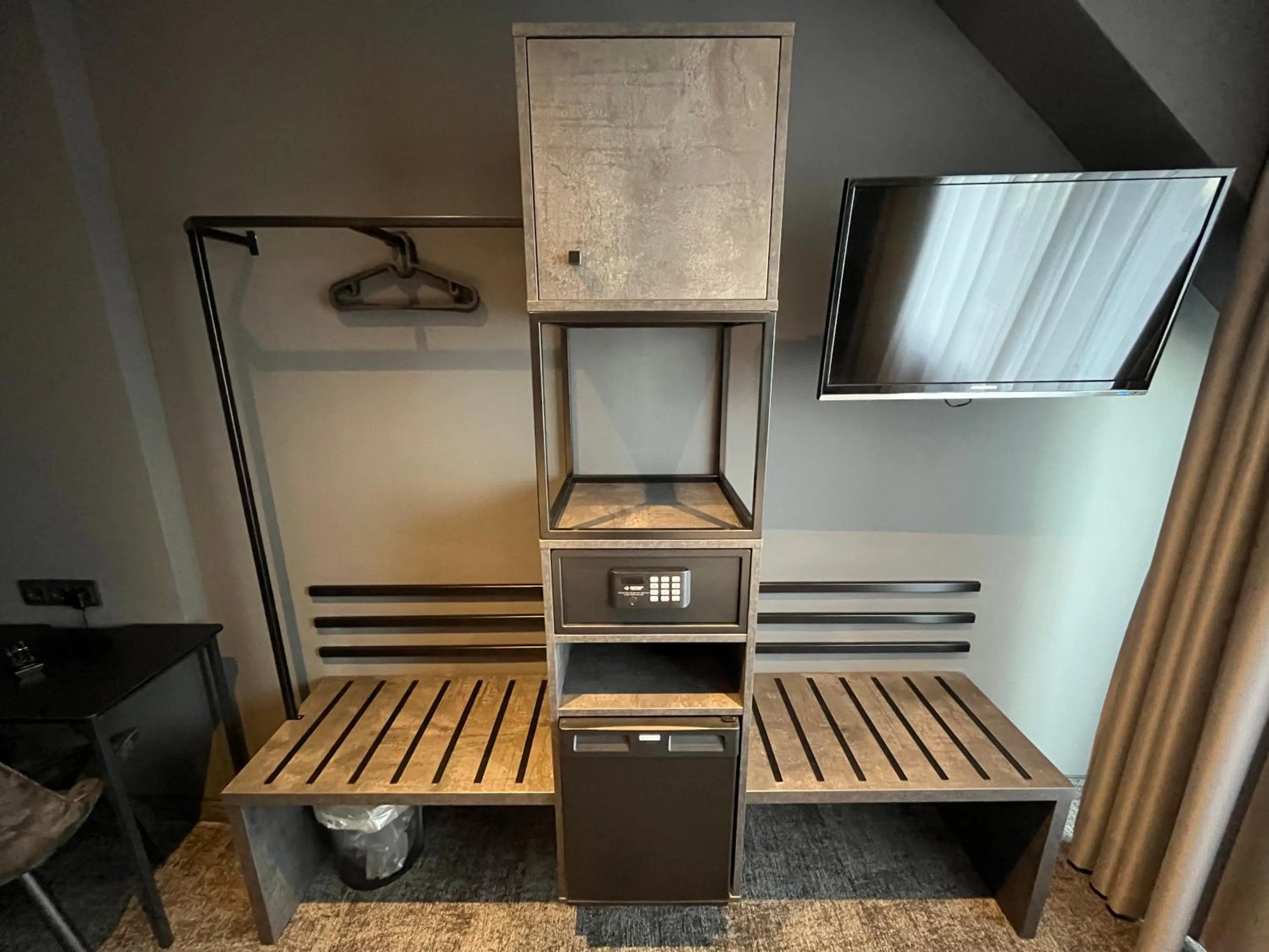 wardrobe in Hotel Elsen