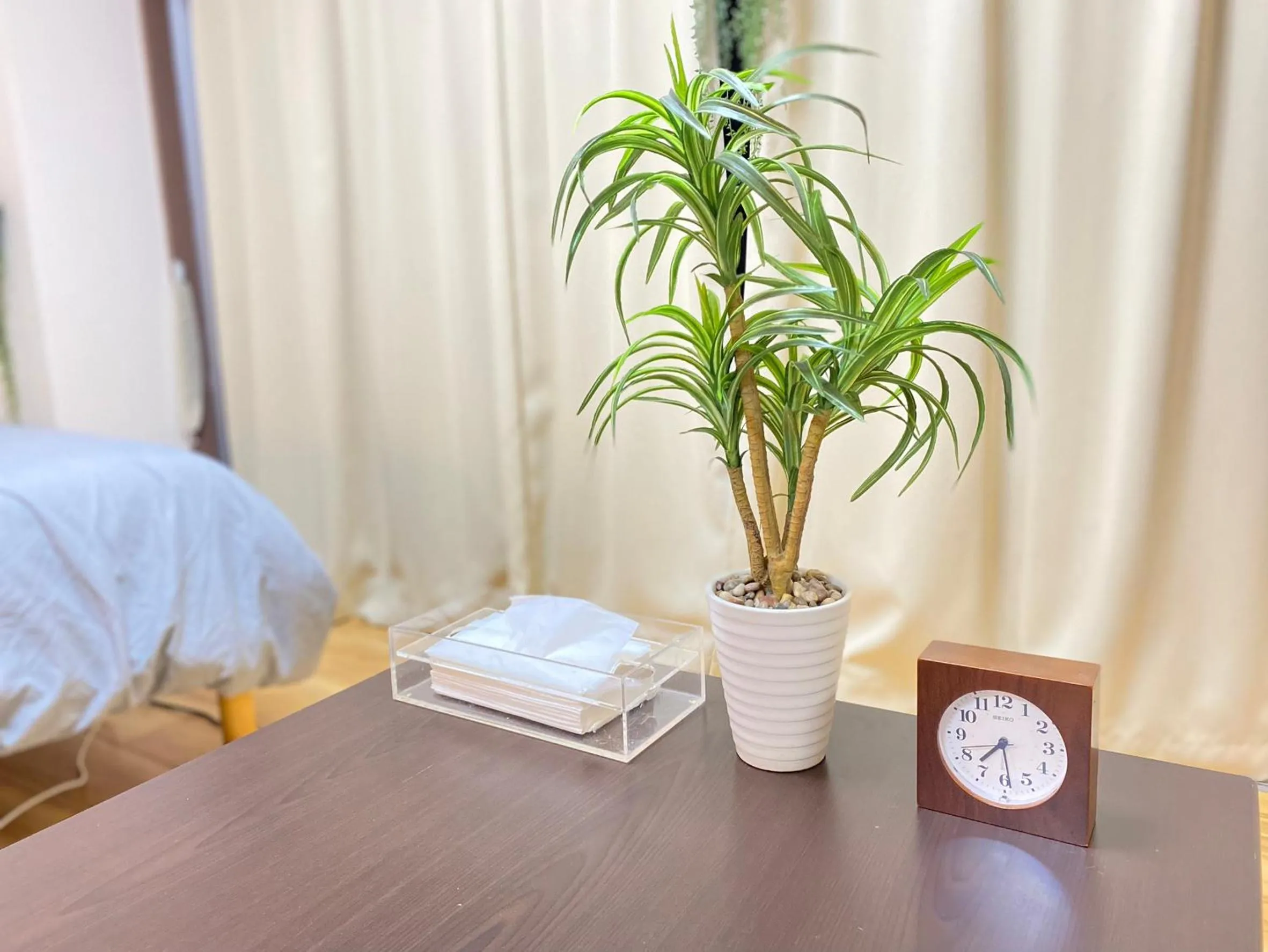 Bed in Yoyogi Apartment 2-401 by Tranova