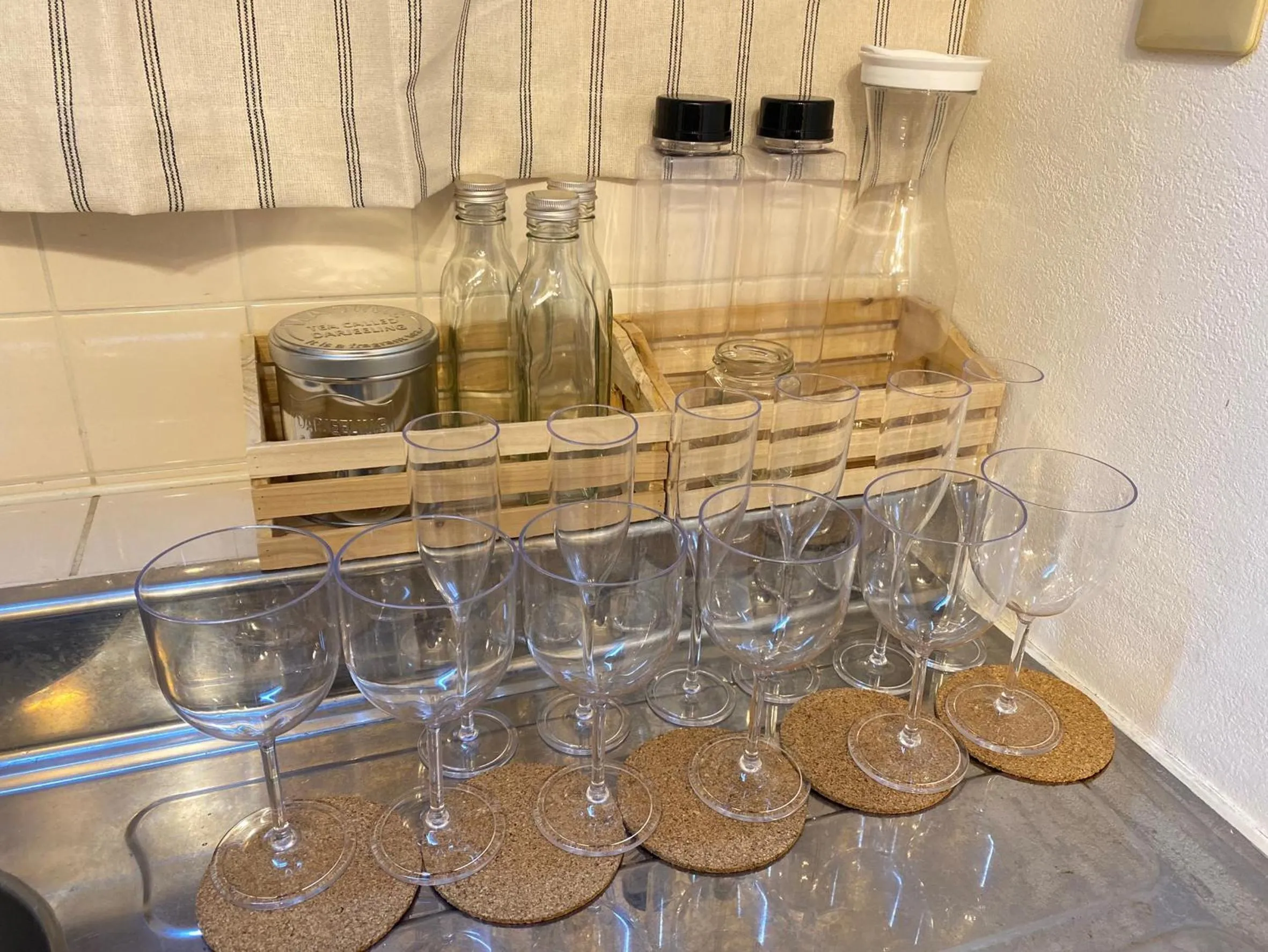 Yoyogi Apartment 2-401 by Tranova